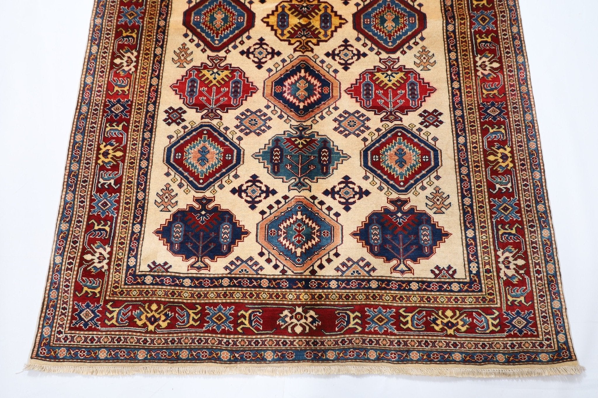 Turkmen Treasure - 144 x 220 cm