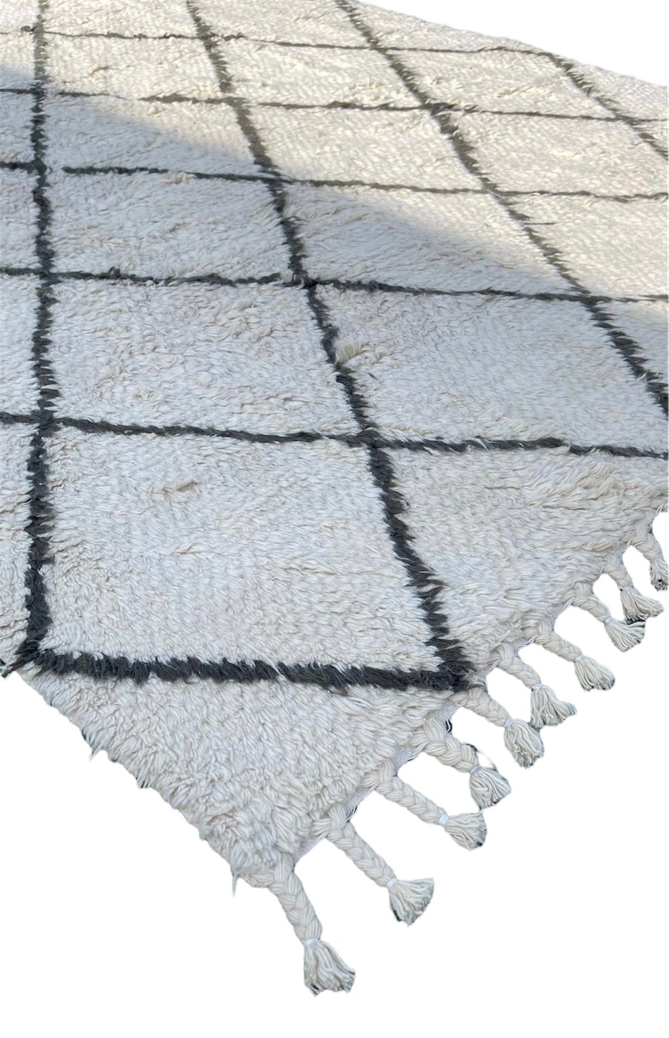 Beni Ourain 109 - 305x237 cm “Morrocan Berber Rug” - Jerm Rugs - Morrocan Rug - Jerm | جِرْم