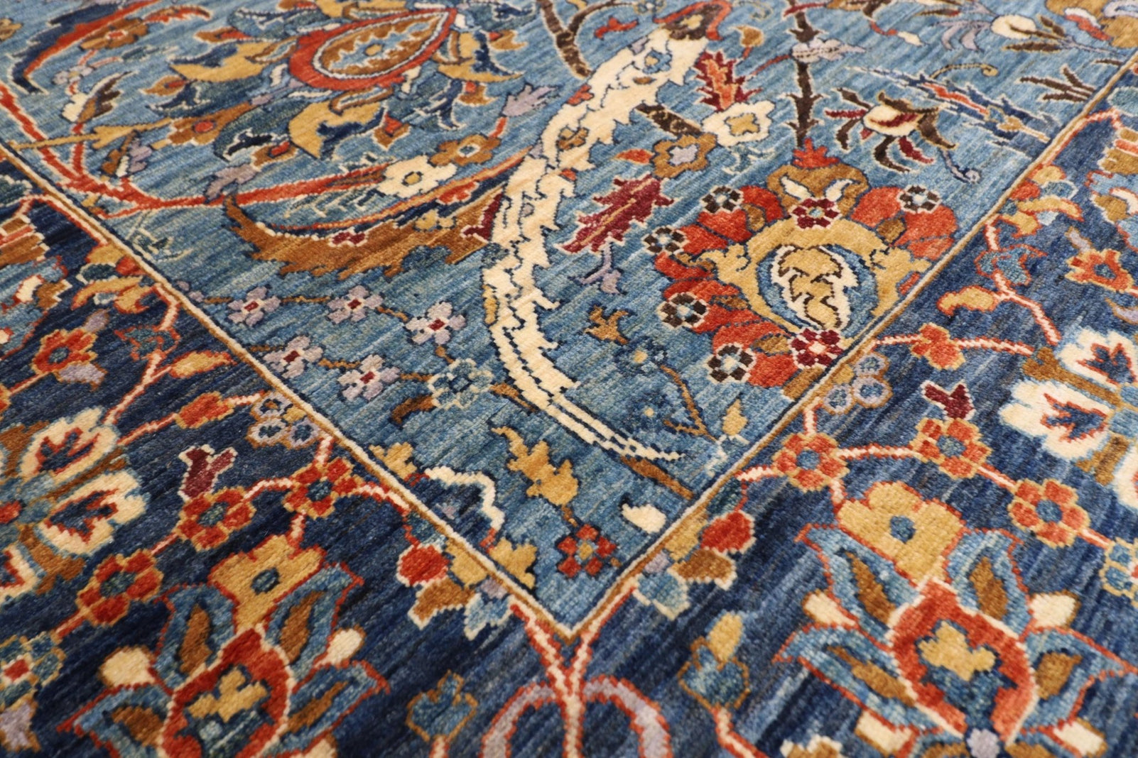 Turkmen Treasure - 245 x 297 cm