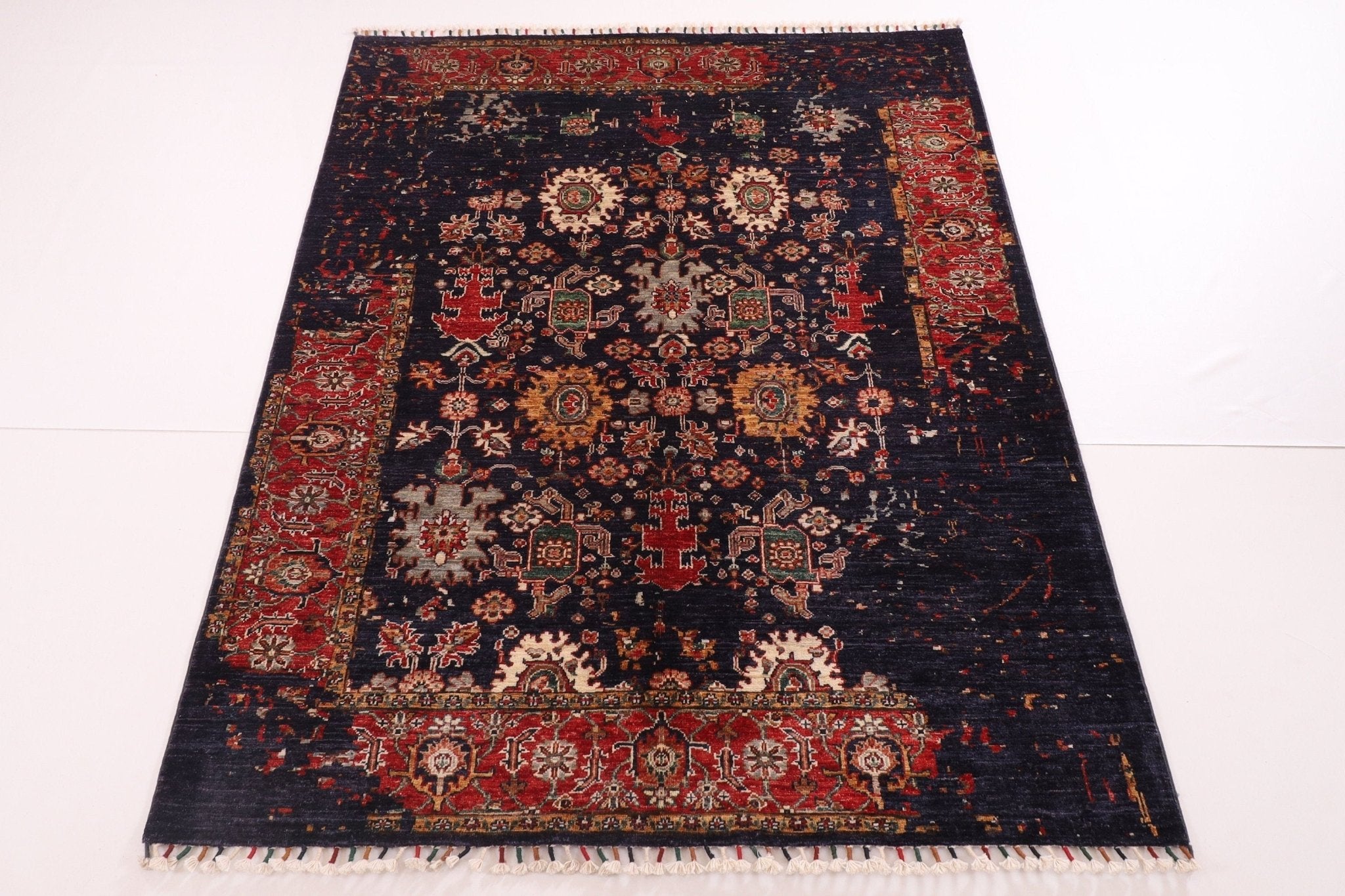 Turkmen Treasure - 158 x 195 cm