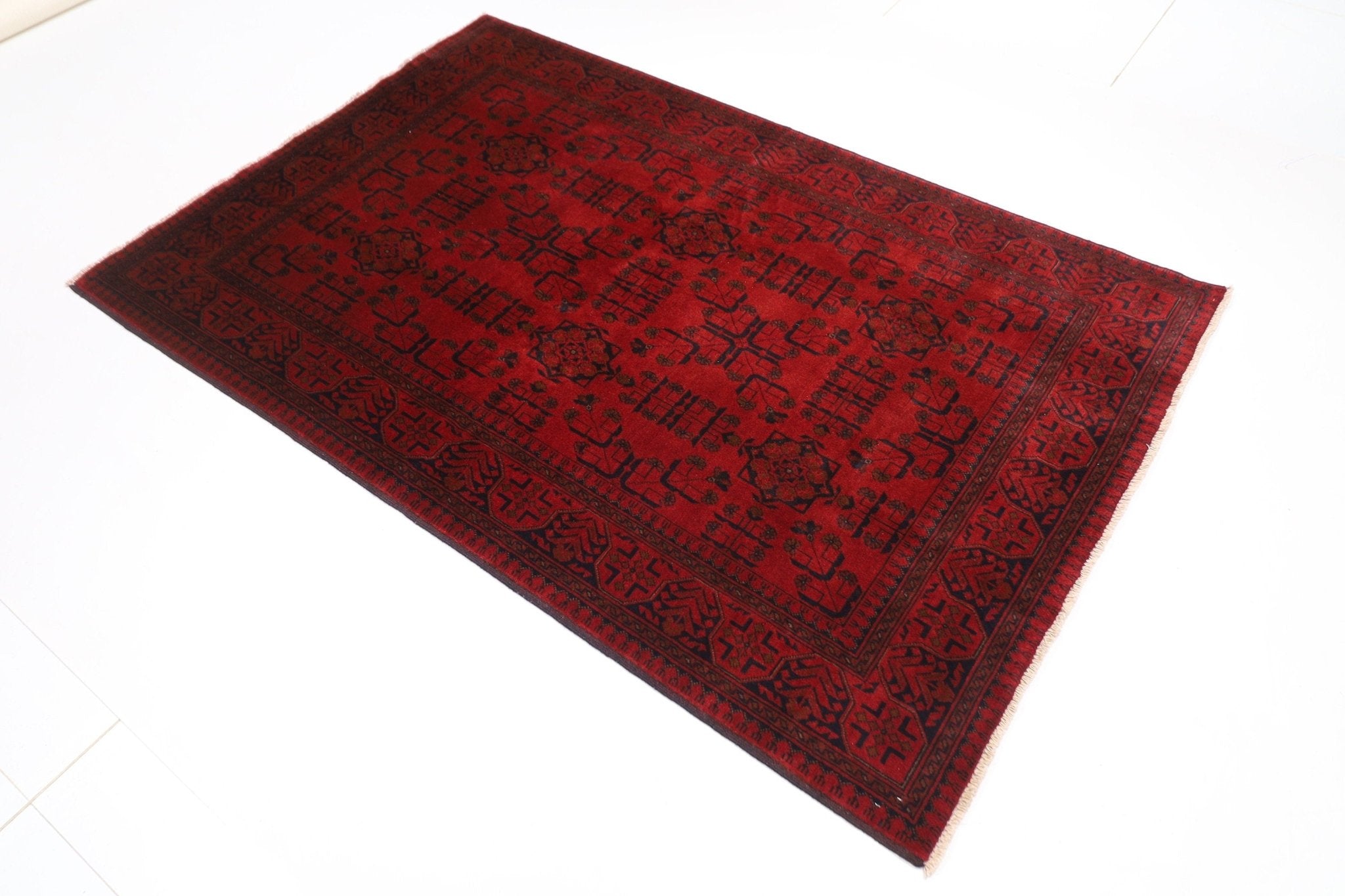 Bokhara Rug - 127 x 194 cm (4'2" x 6'4") ft