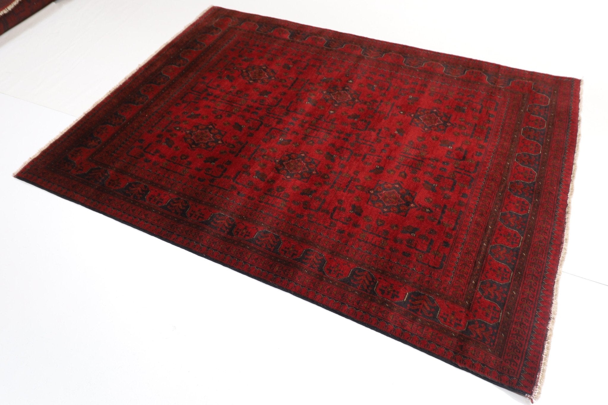 Turkmen Treasure - 150 x 201 cm