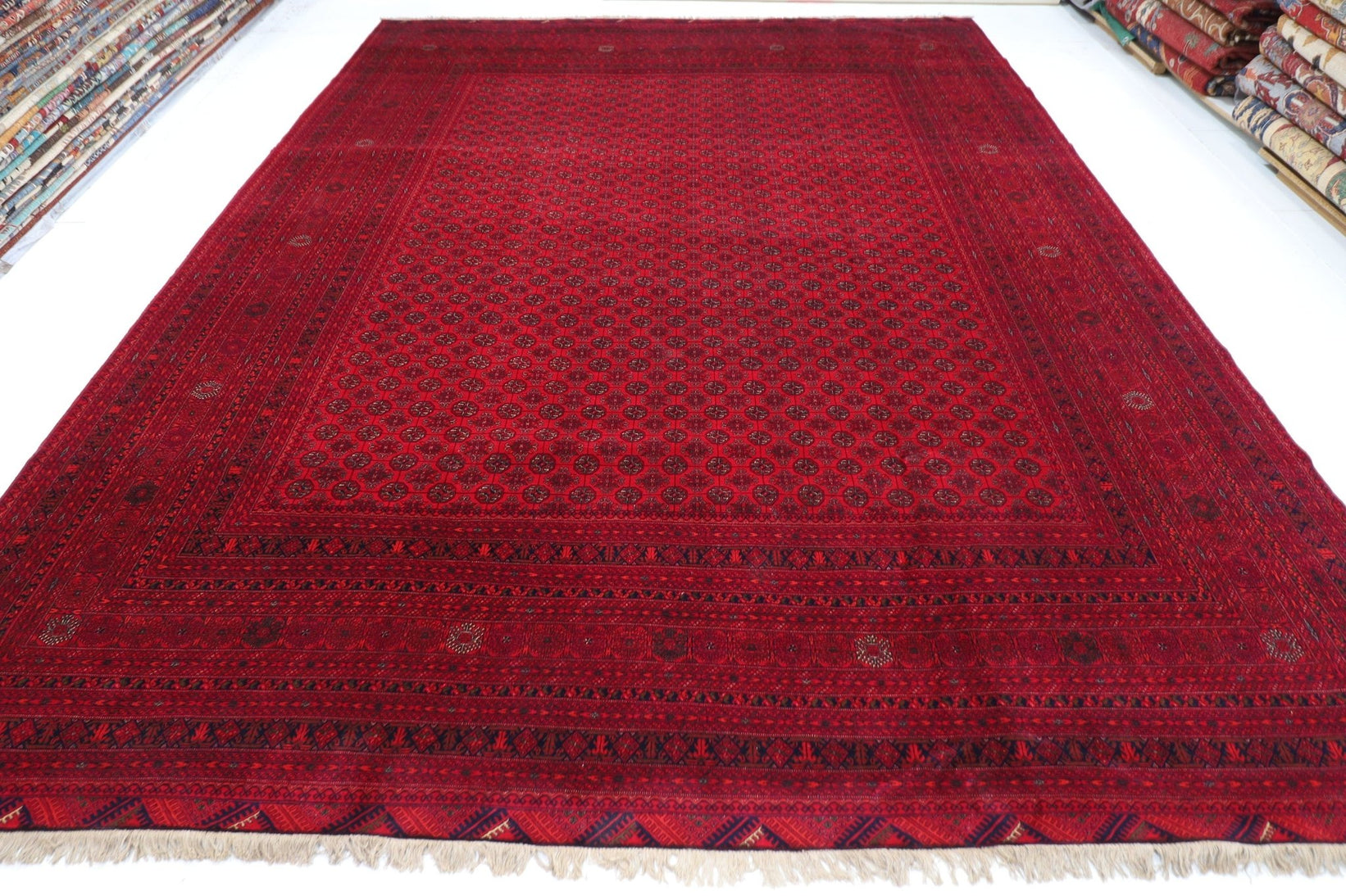 Bokhara Rug - 296 x 385 cm (9.9 x 12.8 ft)