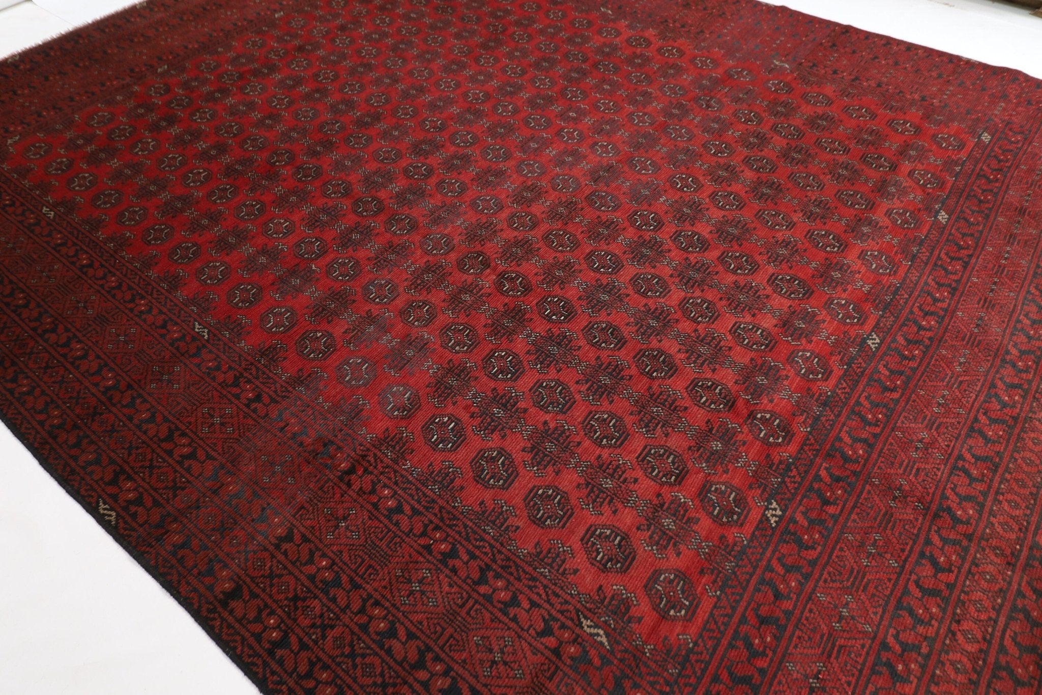 Bokhara Rug - 298 x 372 cm (9.10 x 12.3 ft)