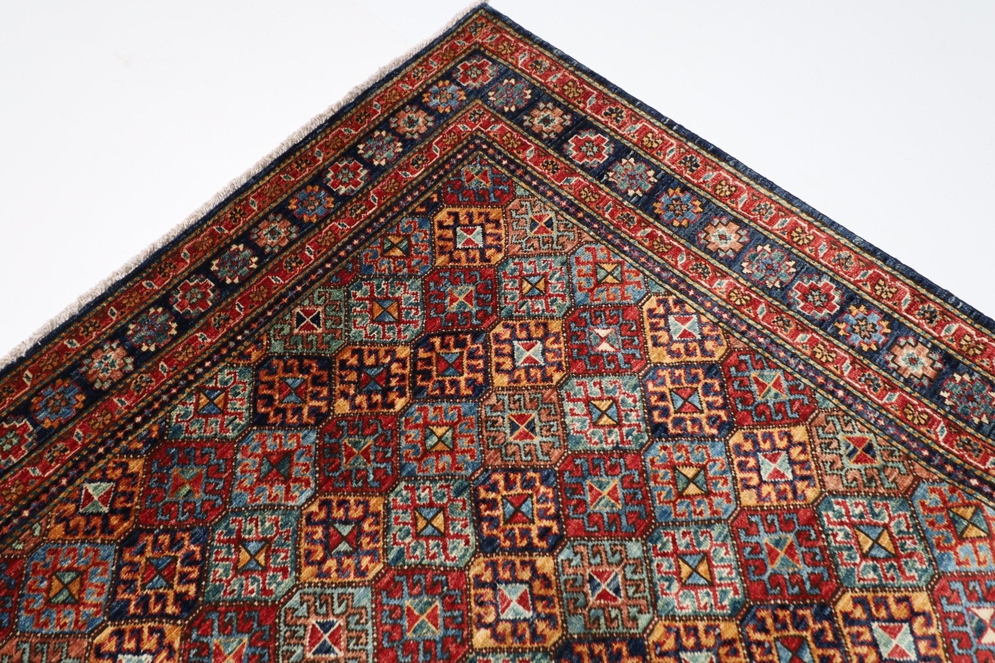 Elegant Turkmen - 125 x 190 cm - Jerm Rugs - Handmade Afghan Rug - Jerm Rugs