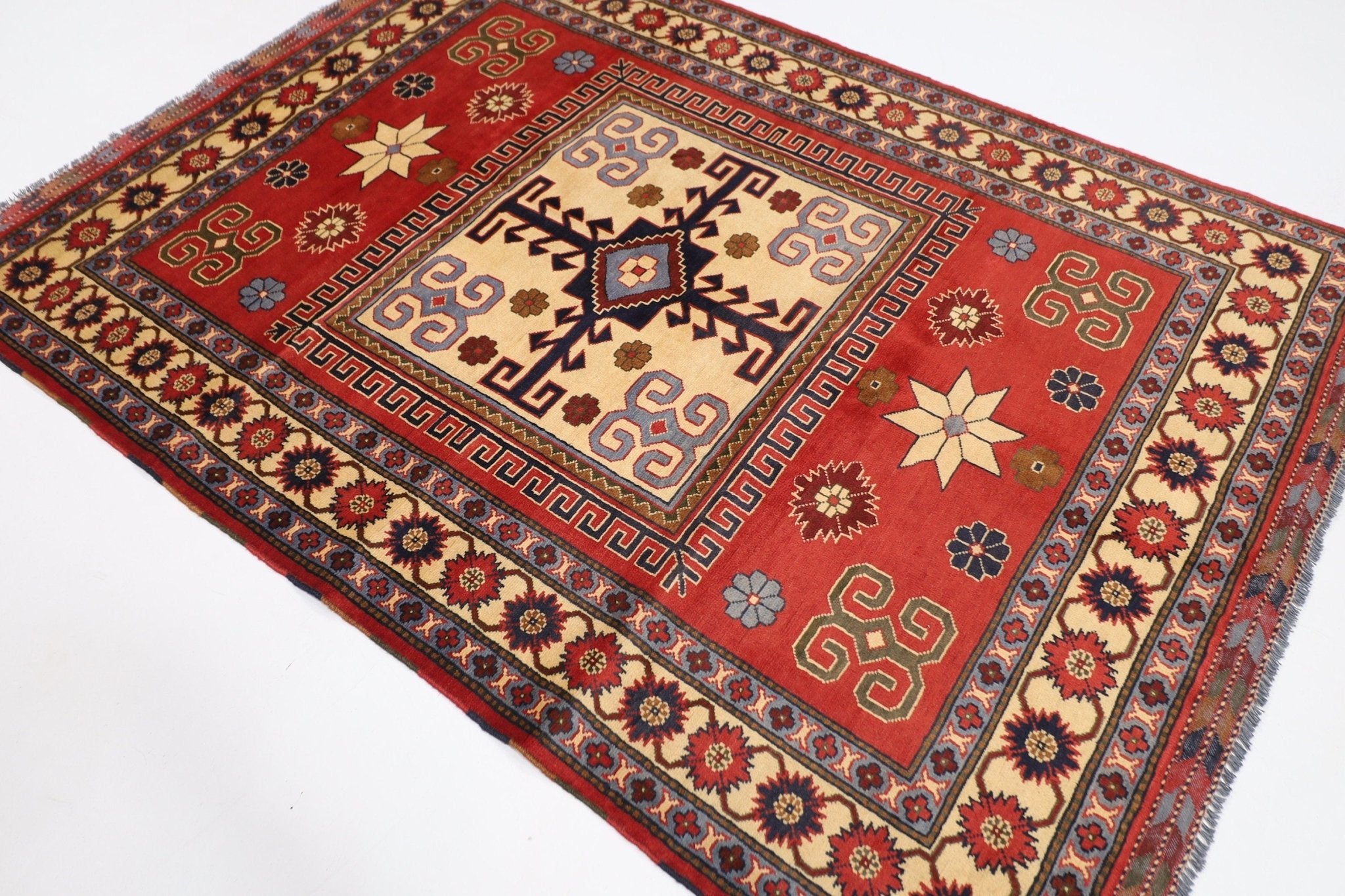 Elegant Turkmen - 153x214 cm