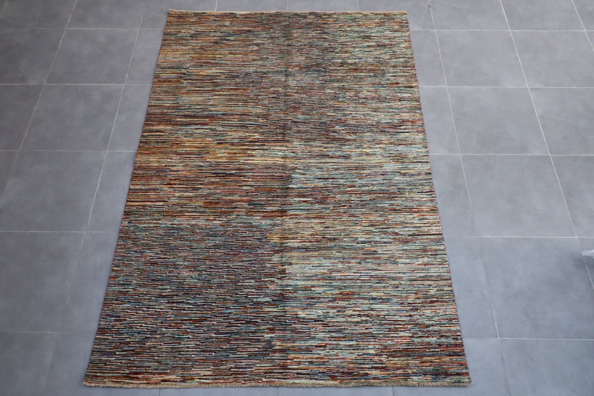 Exquisite Handcrafted - 197x285 cm