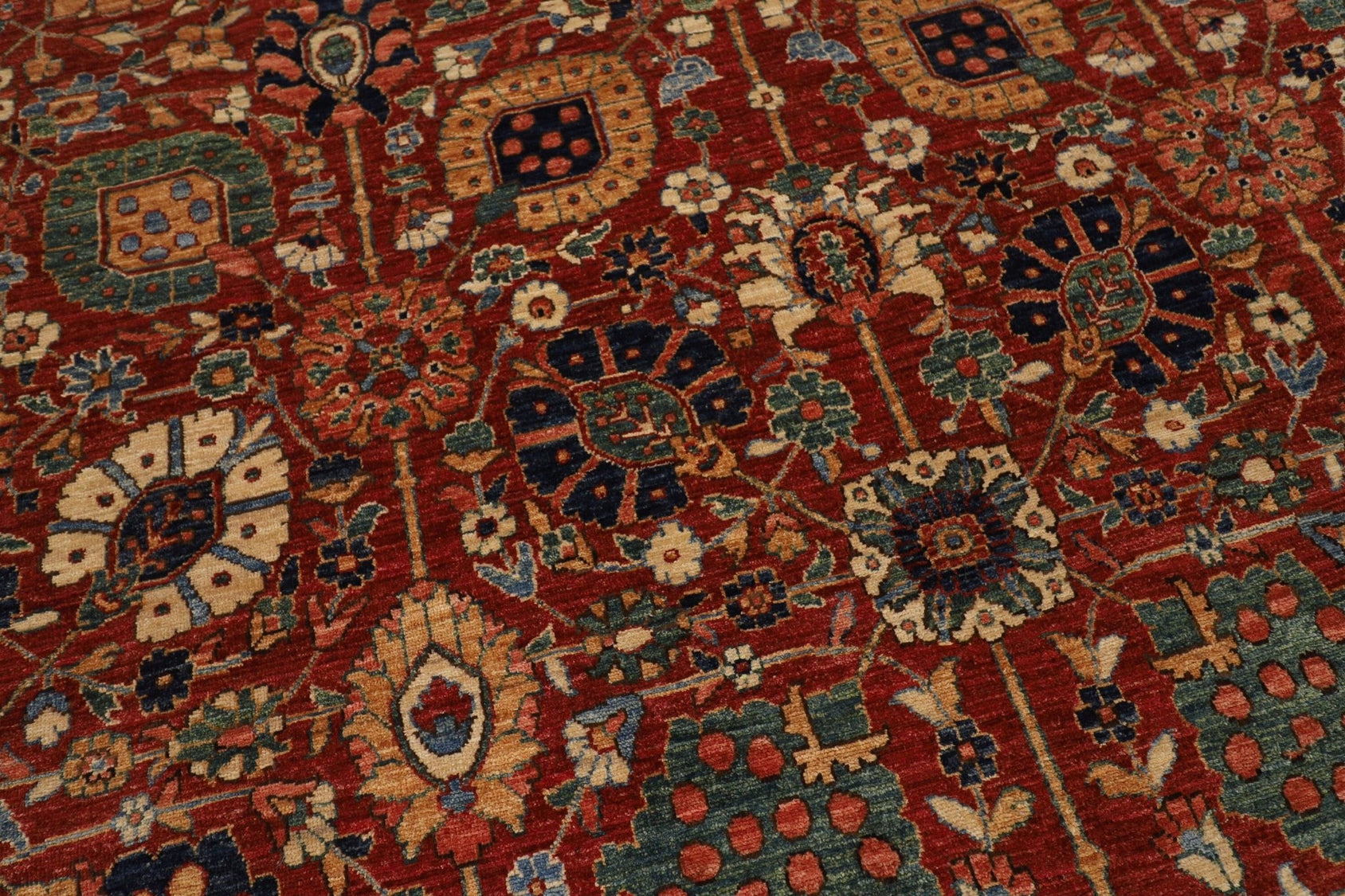 Exquisite Turkmen - 249 x 307 cm