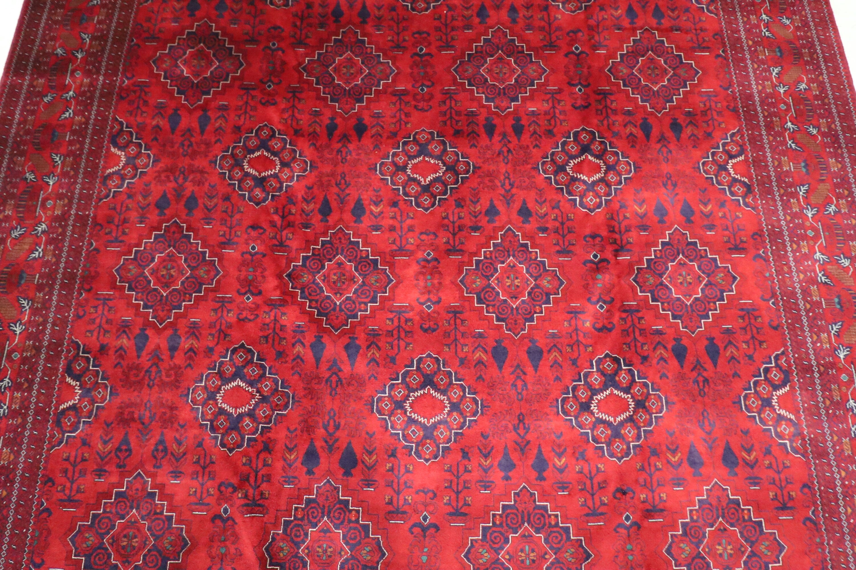 Hand-Knotted Persian Rug - 301 x 394 cm