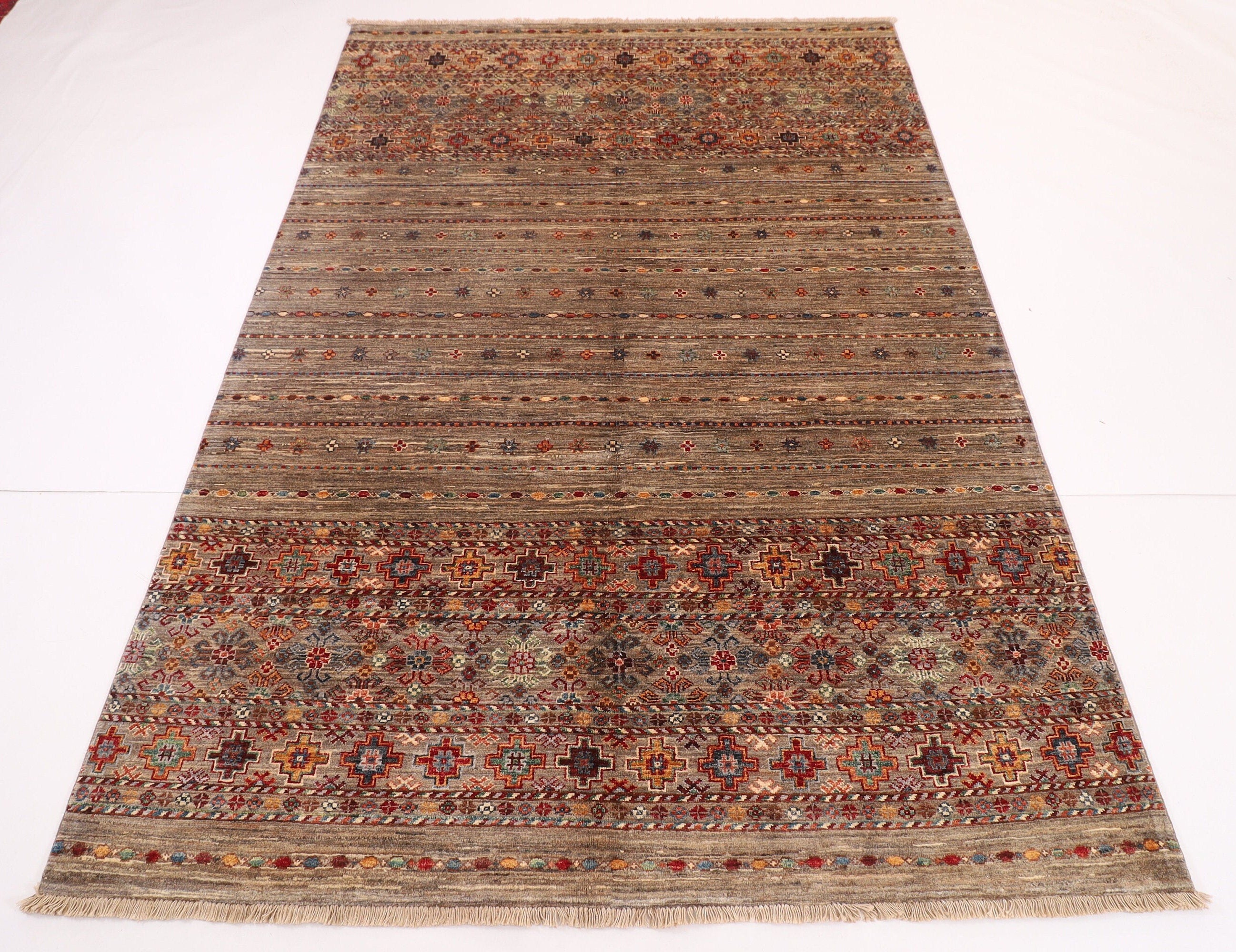 Turkmen Elegance - 174x243 cm