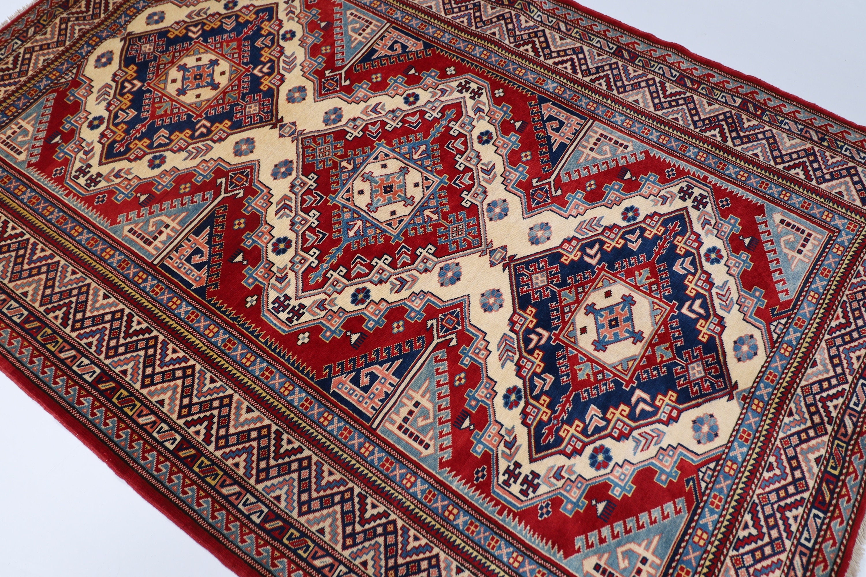 Turkmen - 148x215 cm (4.11x7.1 ft)