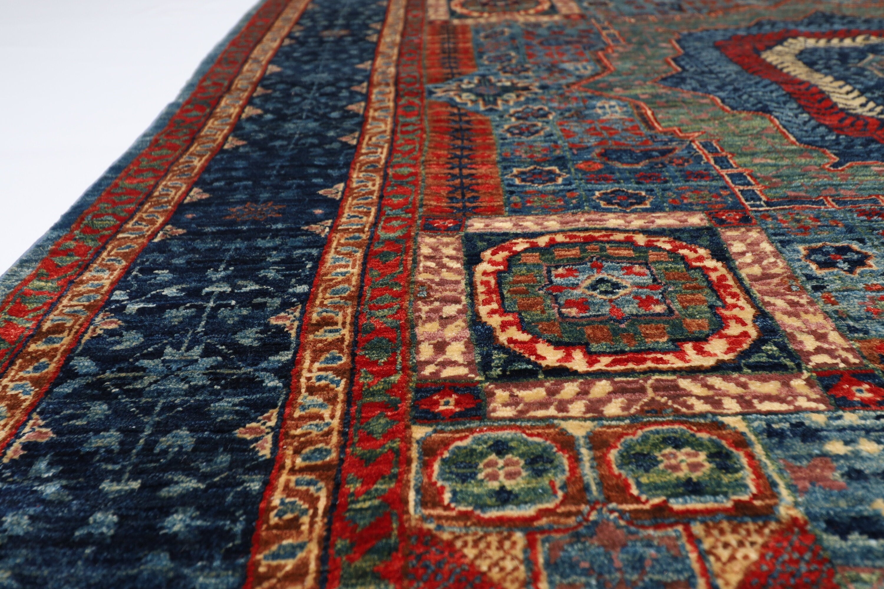 Turkmen Treasure - 160 x 200 cm