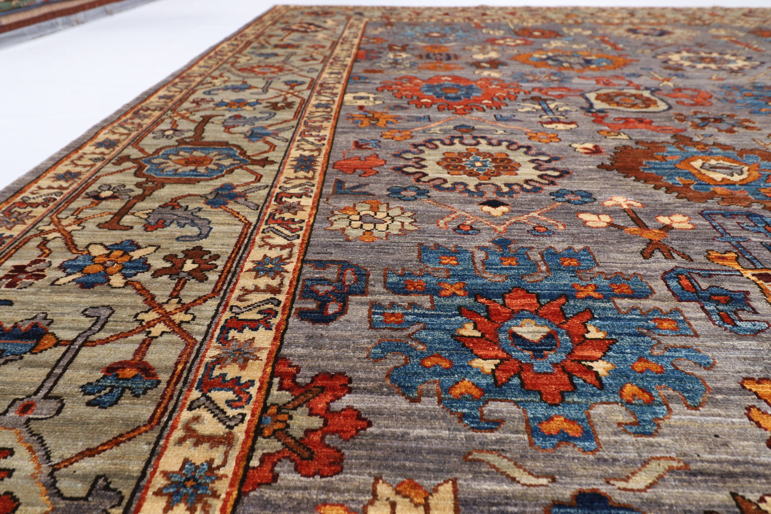 Oriental Rug - 279x368 cm