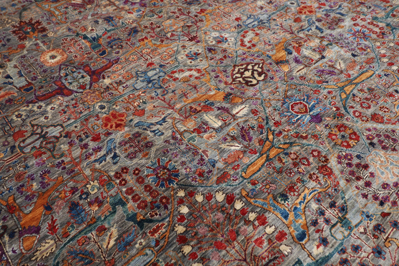 Persian - 280 x 363 cm (9.3 x 11.11 ft) Area Rug