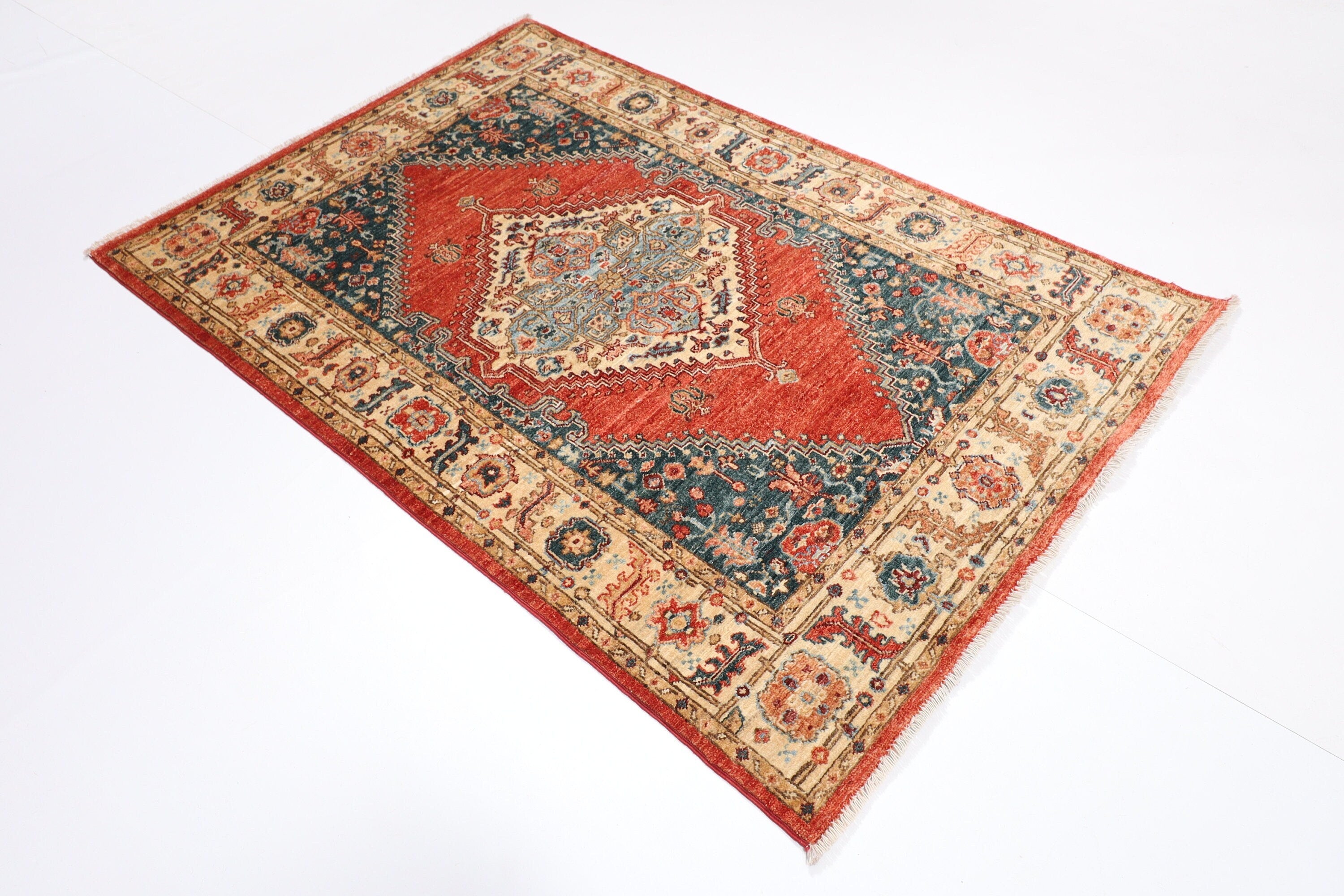 Turkmen Treasure - 121 x 180 cm