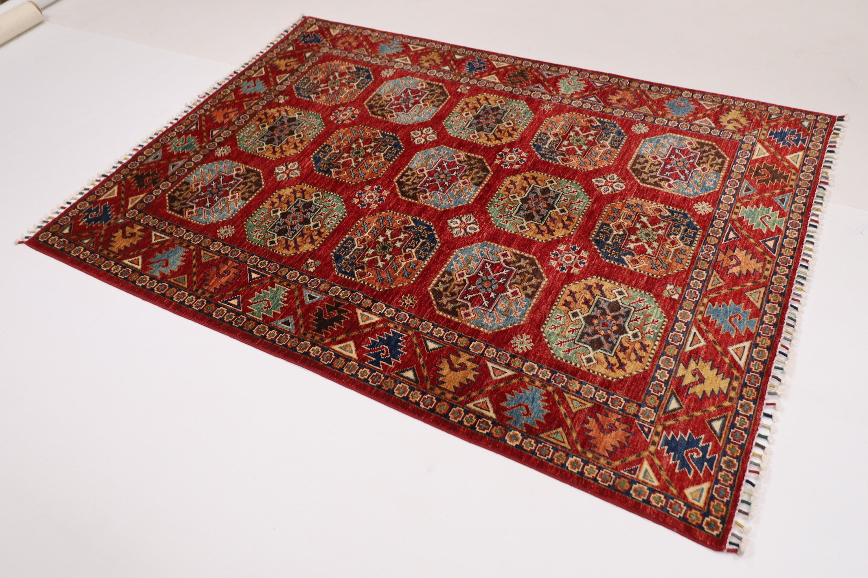 Turkmen Wool Rug - 152 x 203 cm (5 x 6.8 ft)