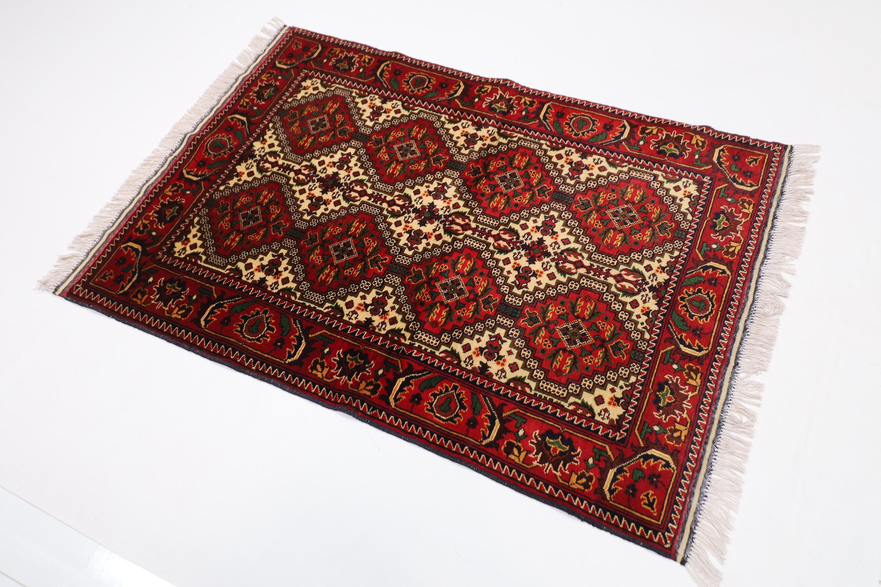 Turkmen Handmade Rug - 3x5 ft (102 x 146 cm)