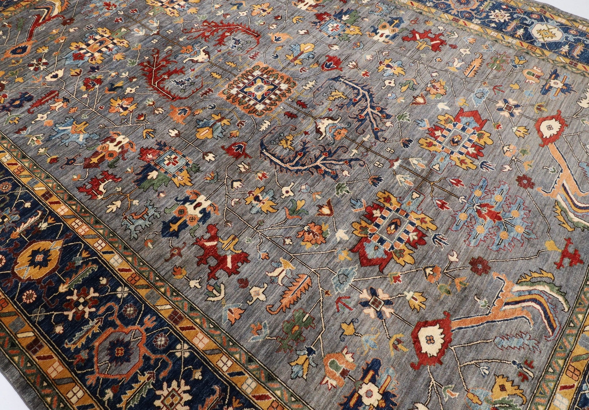 Persian - 307 x 423 cm (10.1 x 13.11 ft) Handcrafted Wool Rug