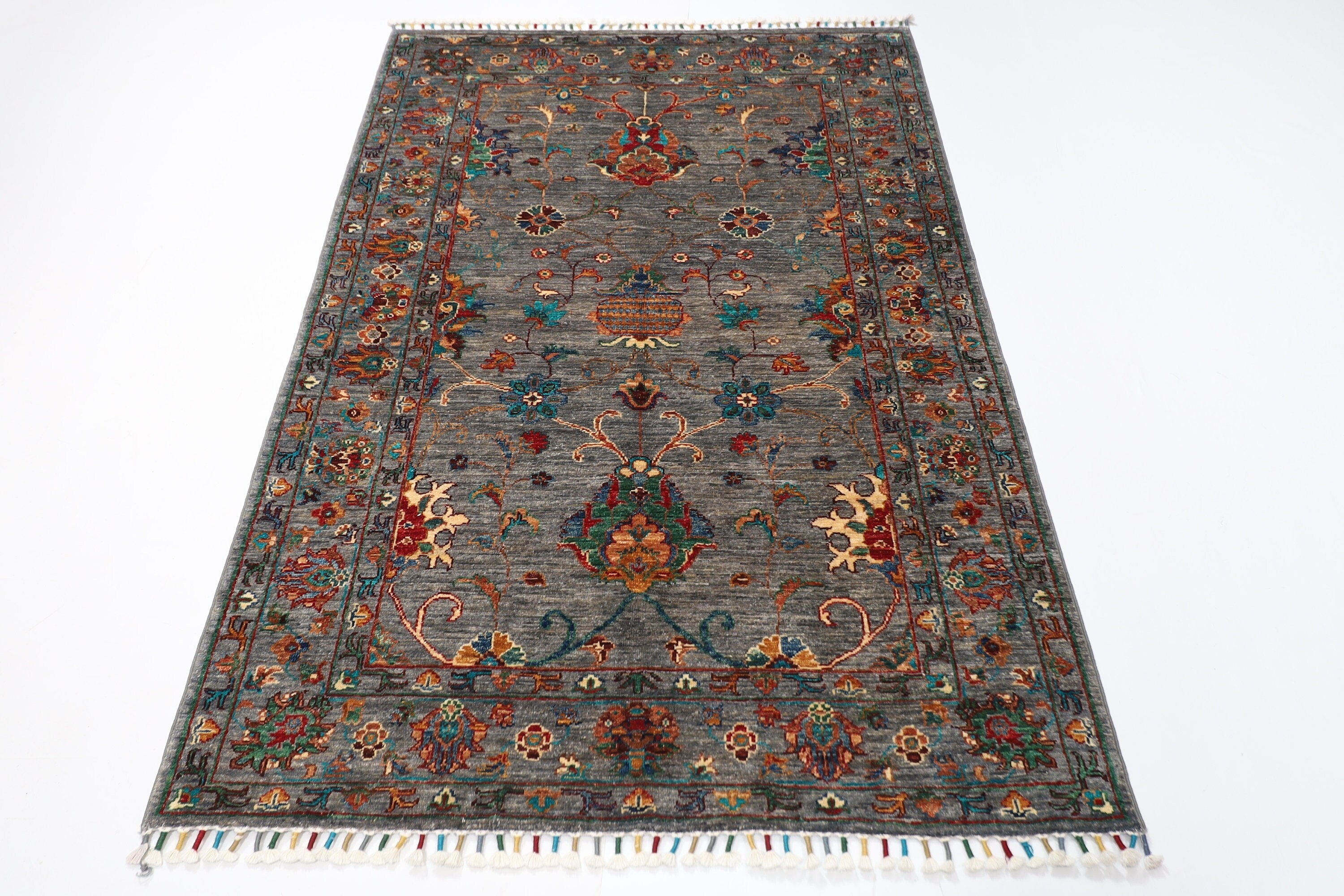 Turkmen Handmade Rug - 127x190 cm (4.2x6.3 ft)