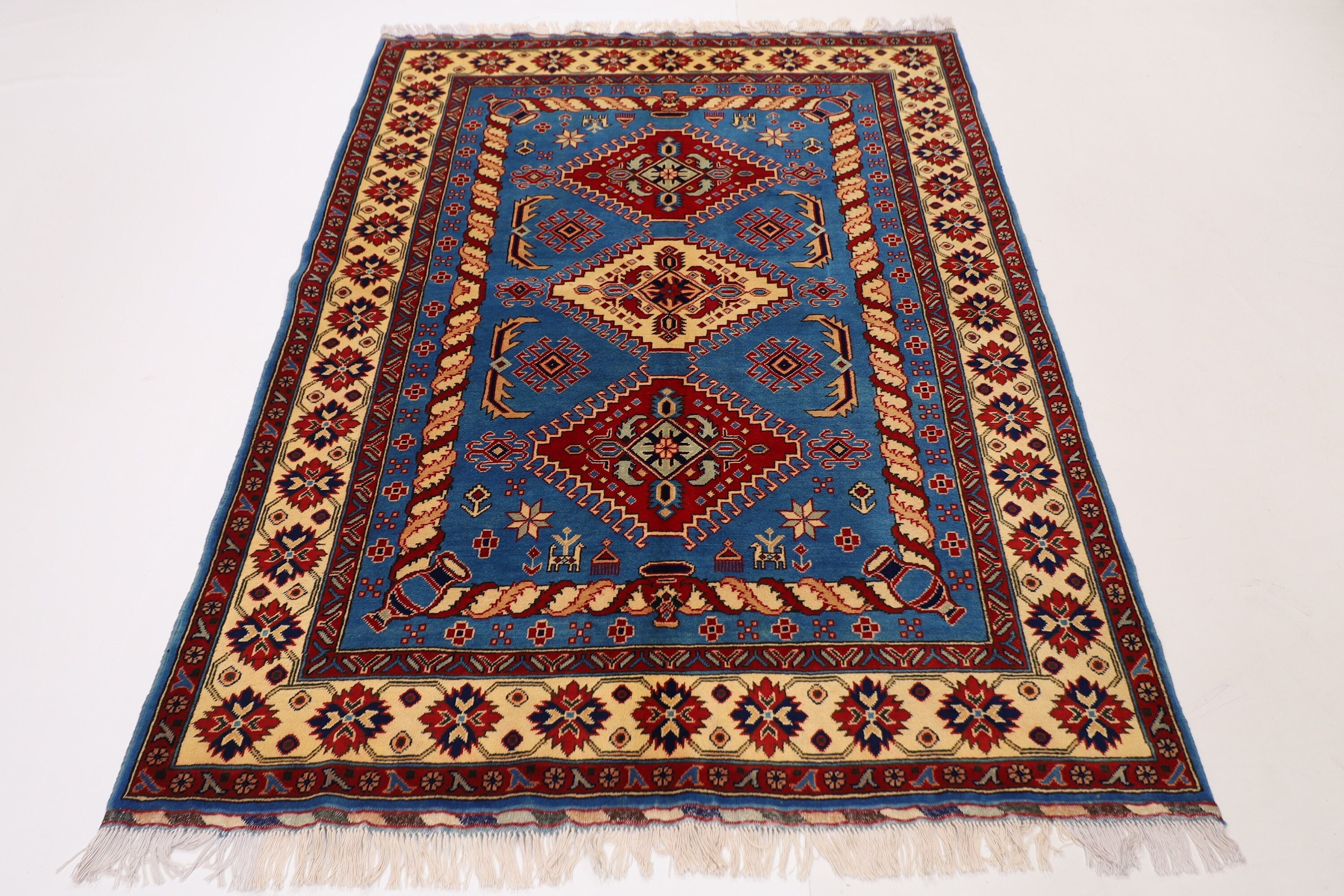 Turkmen Rug - 154 x 210 cm, 5.1 x 4.11 ft