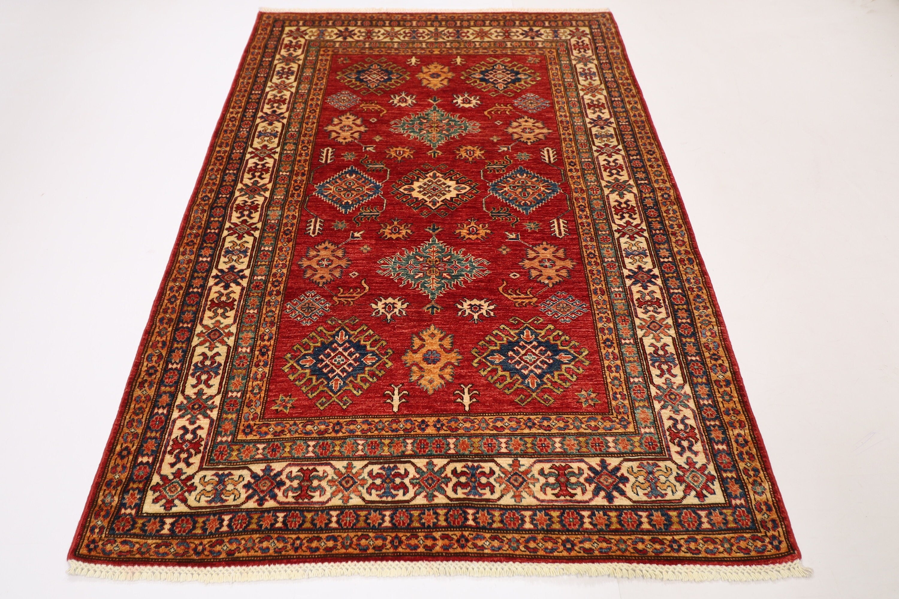 Tribal Wool Rug - 154 x 222 cm (5.1 x 7.4 ft)