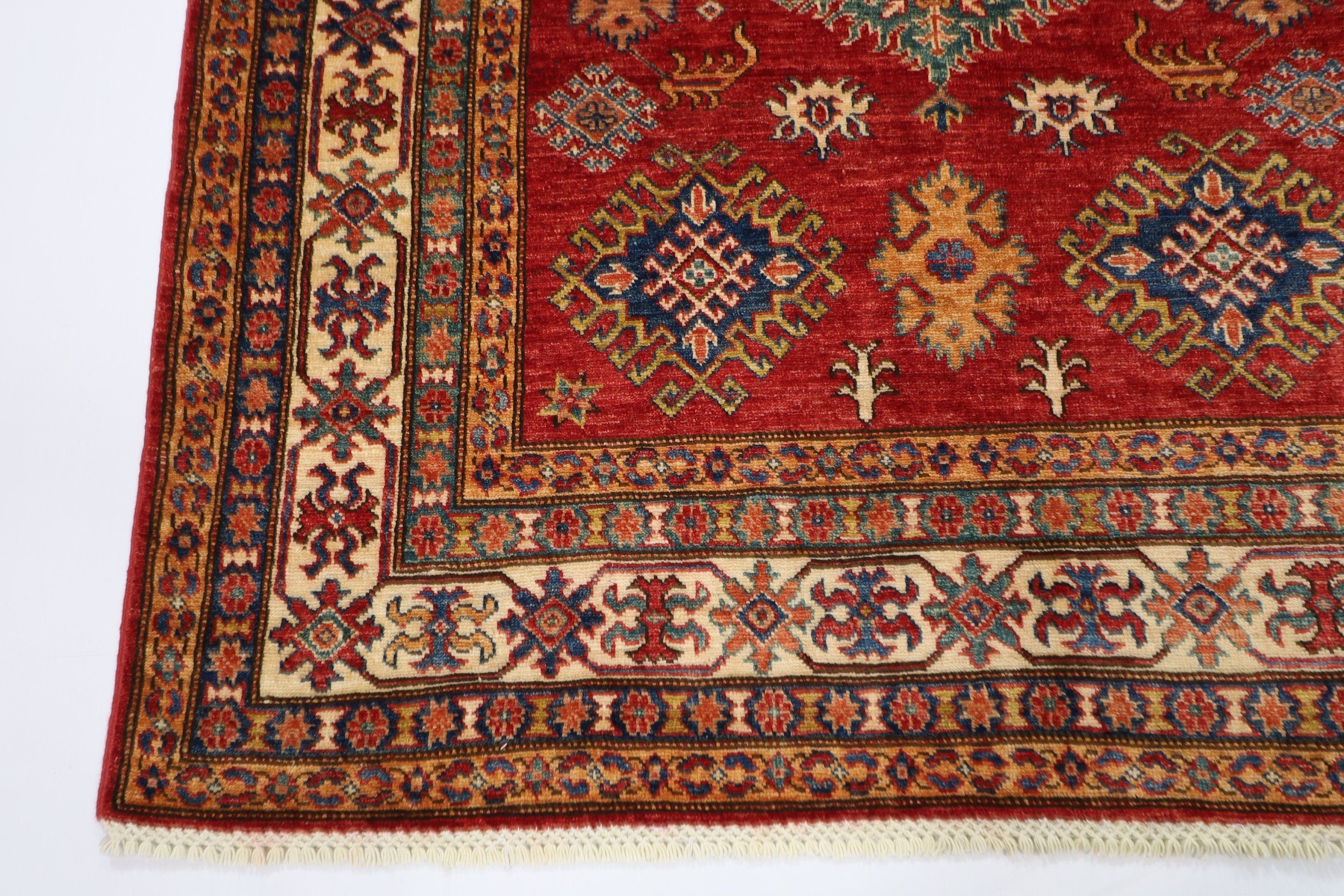 Tribal Wool Rug - 154 x 222 cm (5.1 x 7.4 ft)