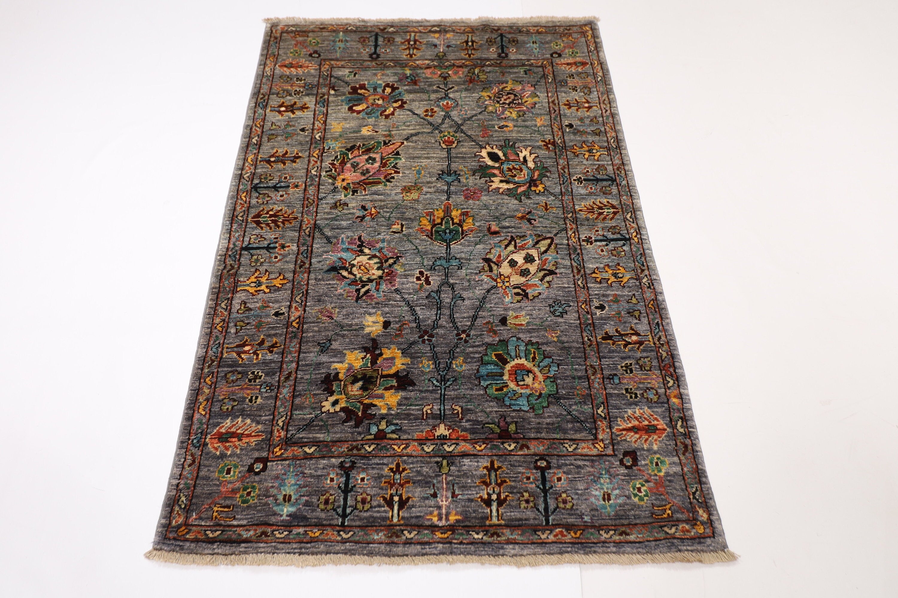 Sultani Gray Kazak Rug - 3'4 x 5'2 ft (99 x 155 cm)