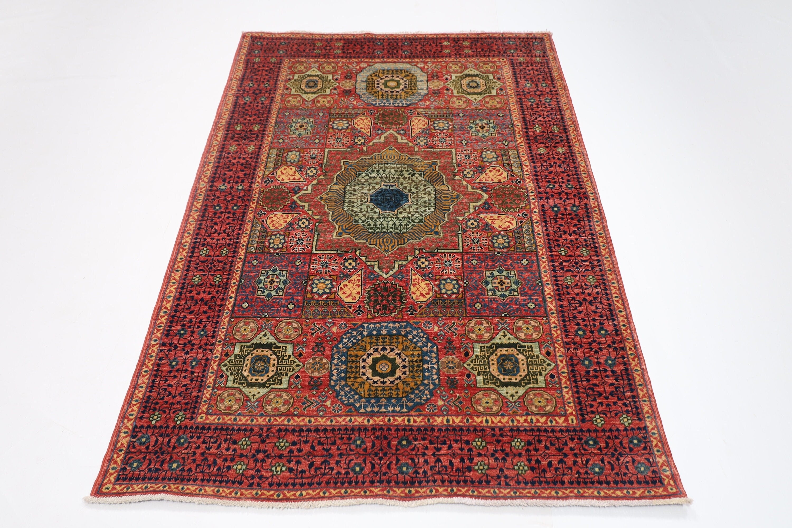 Turkmen Treasure - 122 x 180 cm