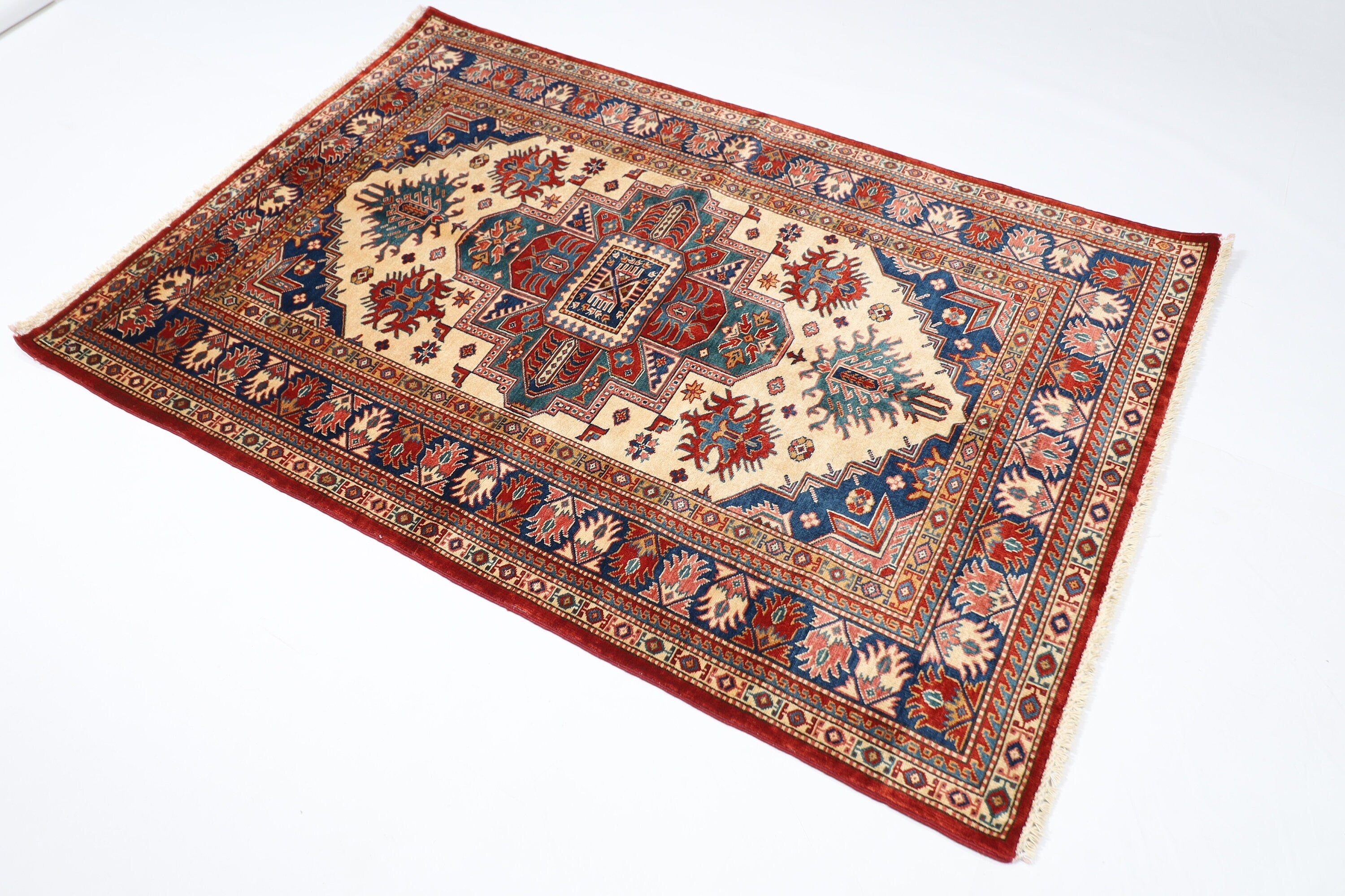 Turkmen Treasure - 125 x 183 cm