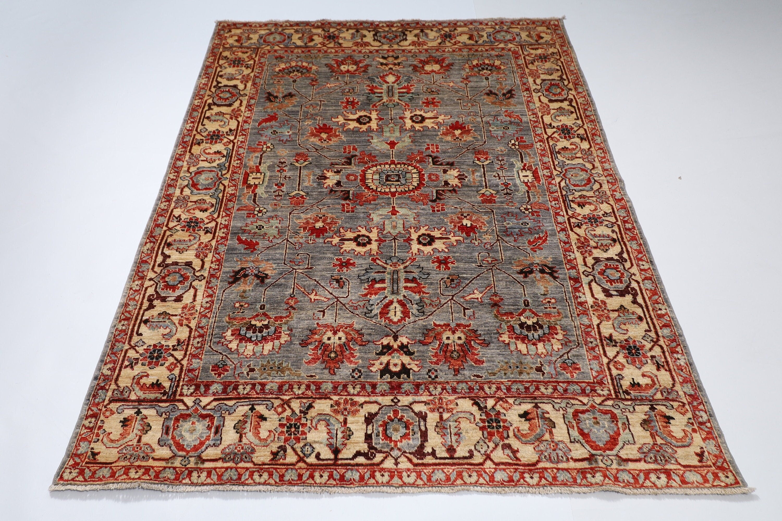 Turkmen Elegance - 155 x 209 cm