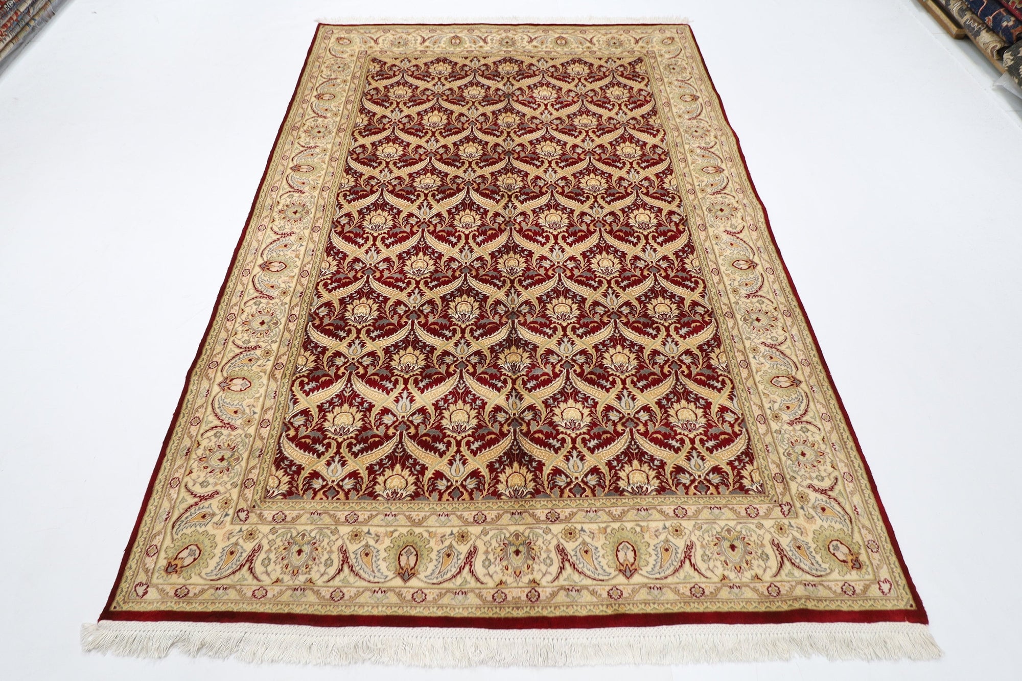 Turkmen Elegance - 169x248 cm