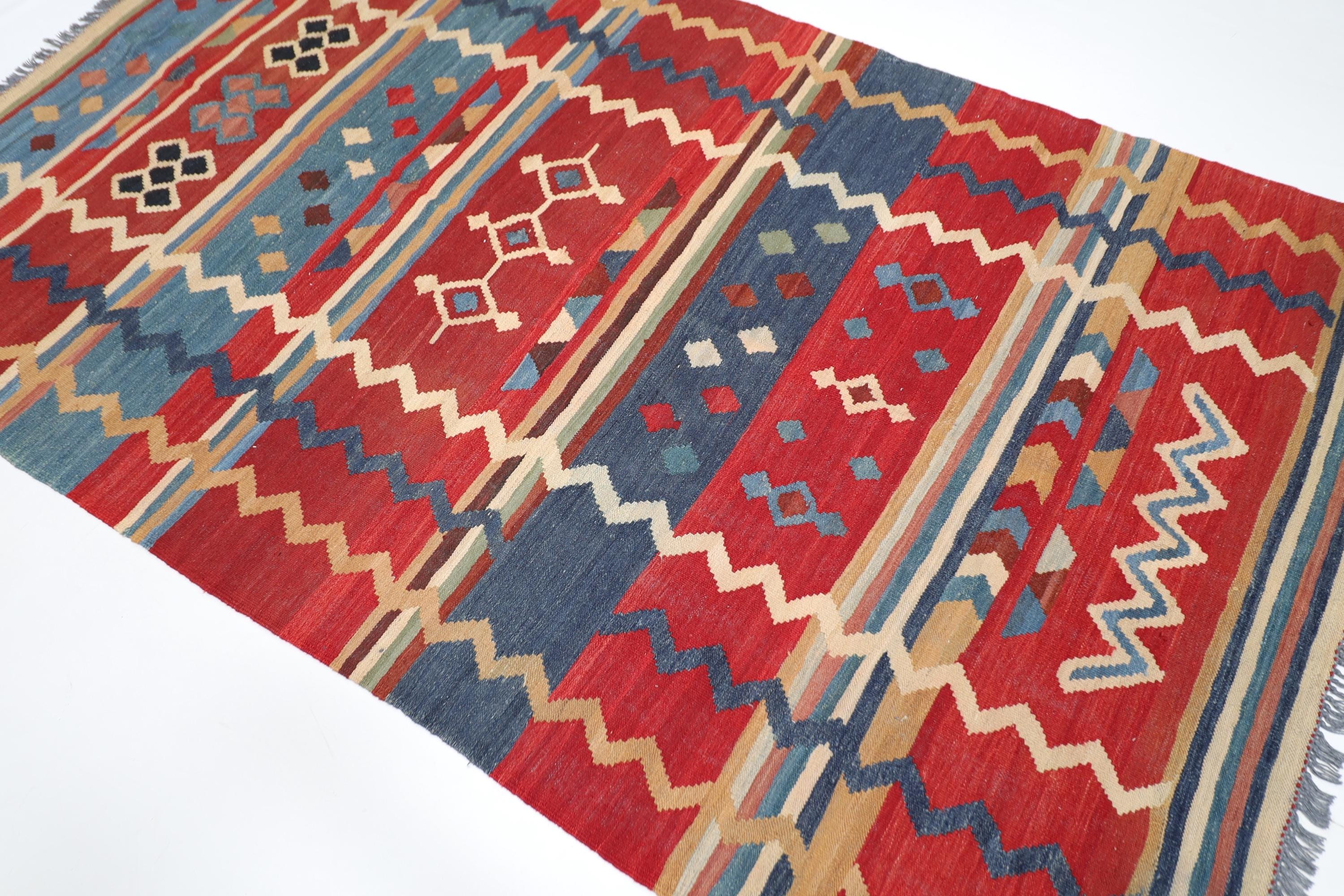 Vibrant Kilim - 154 x 256 cm