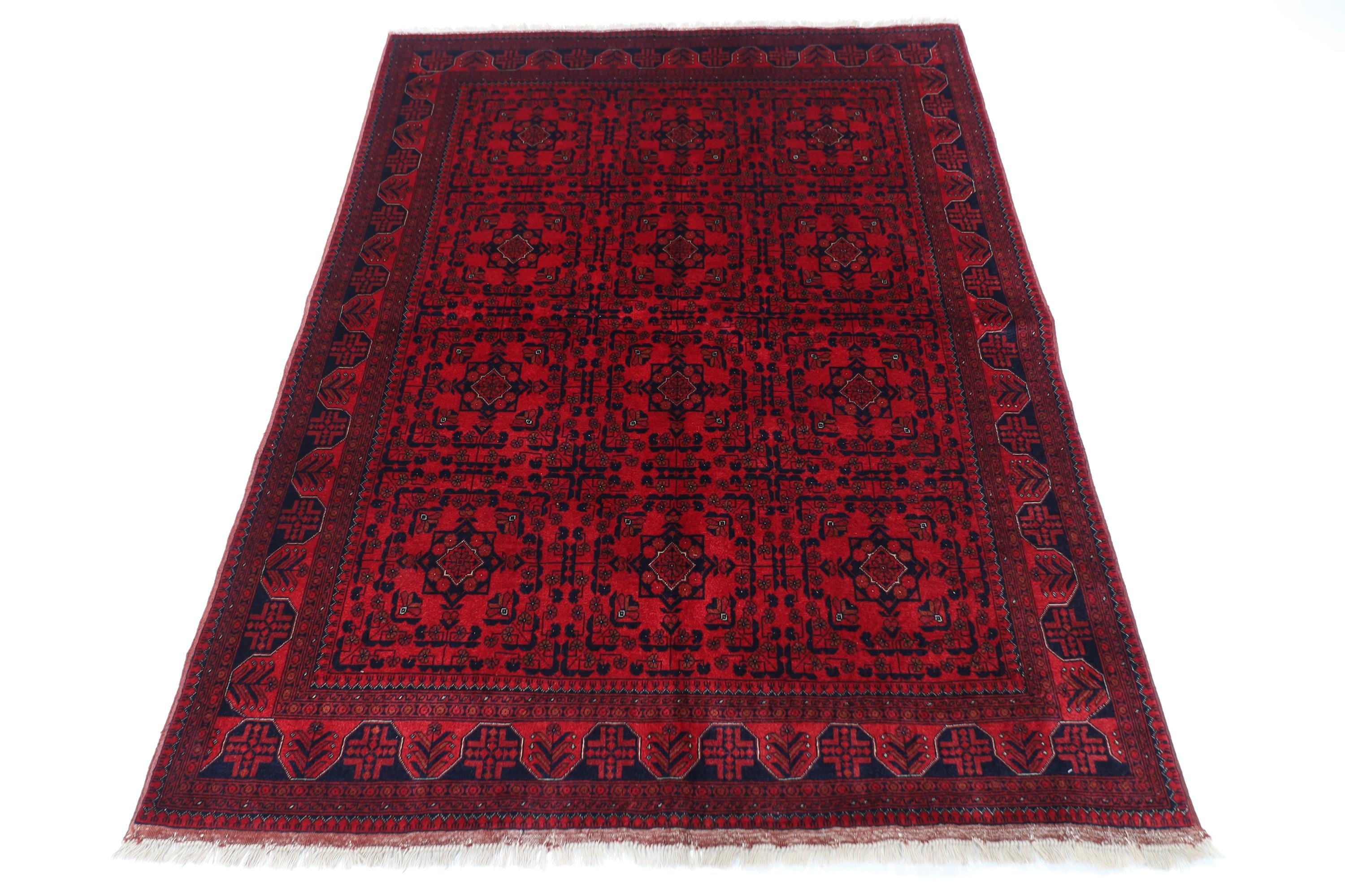 Tribal Wool Rug - 149 x 195 cm (4.11 x 6.5 ft)