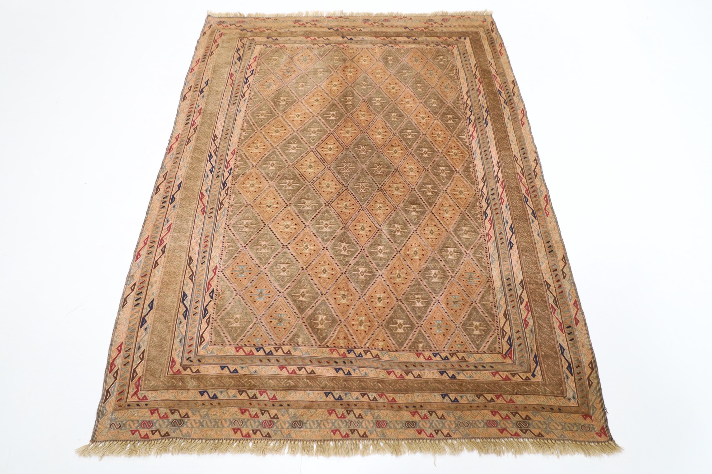 Turkmen Elegance - 141 x 187 cm