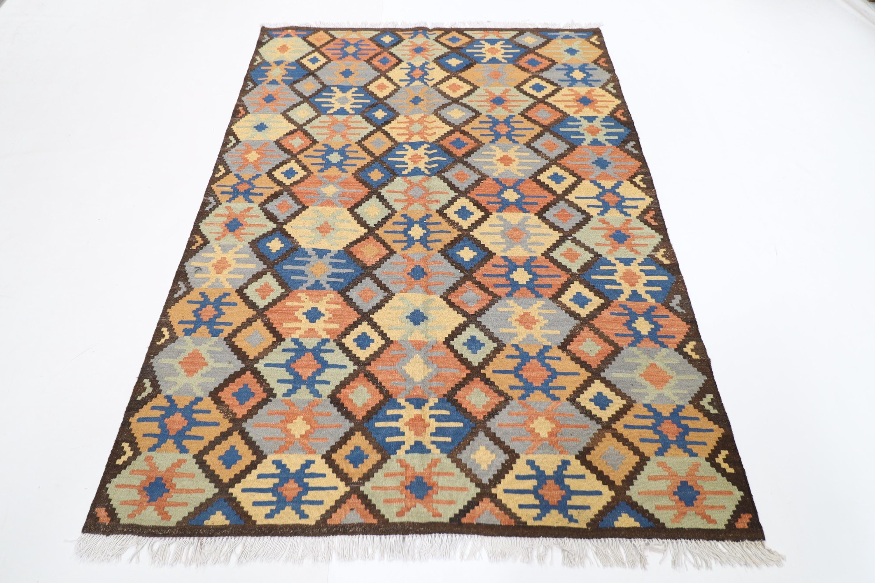 Vibrant Kilim - 153 x 205 cm