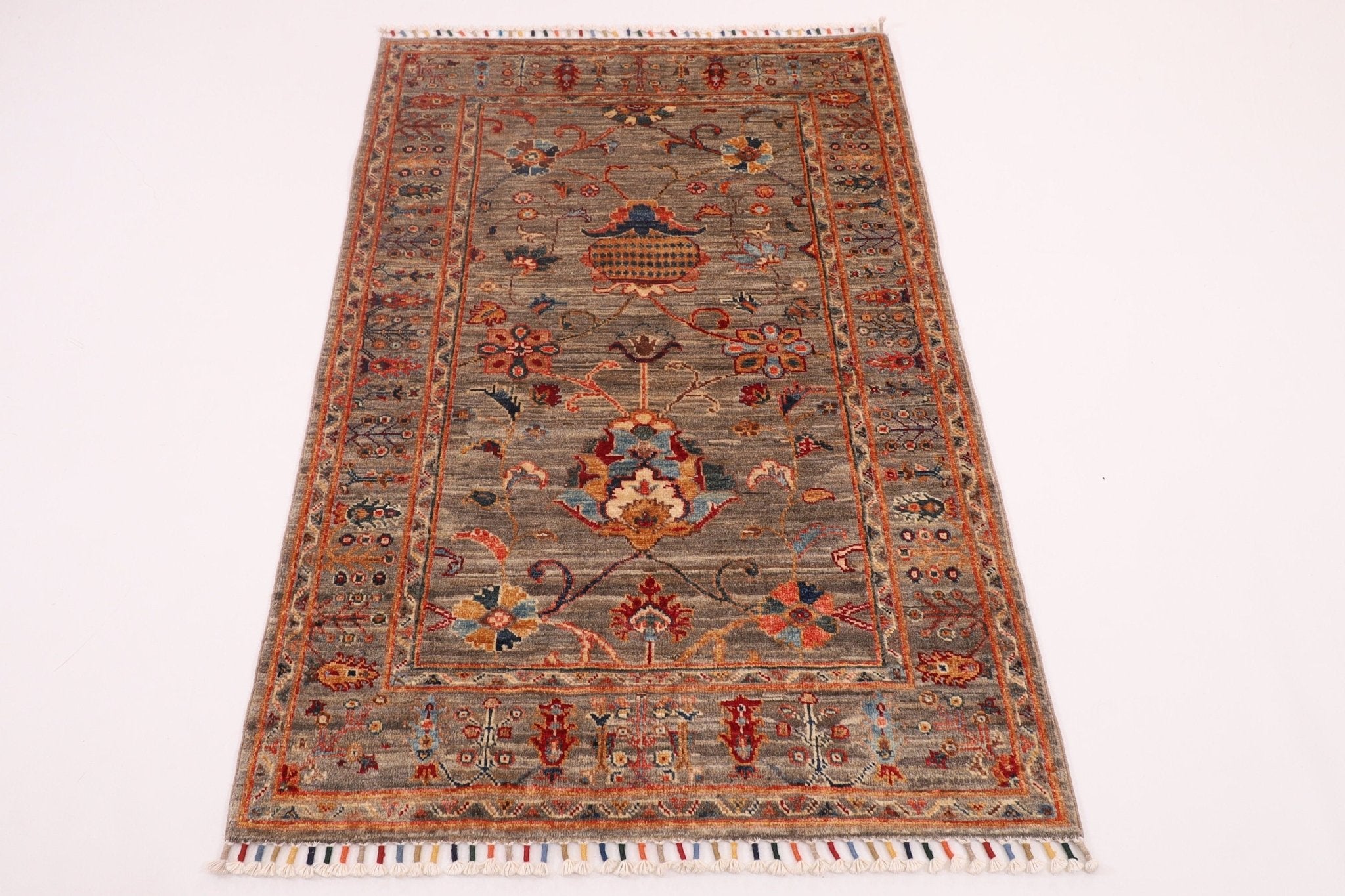 Kazak - 102x149 cm (3.5x4.11 ft) Handcrafted Wool Rug