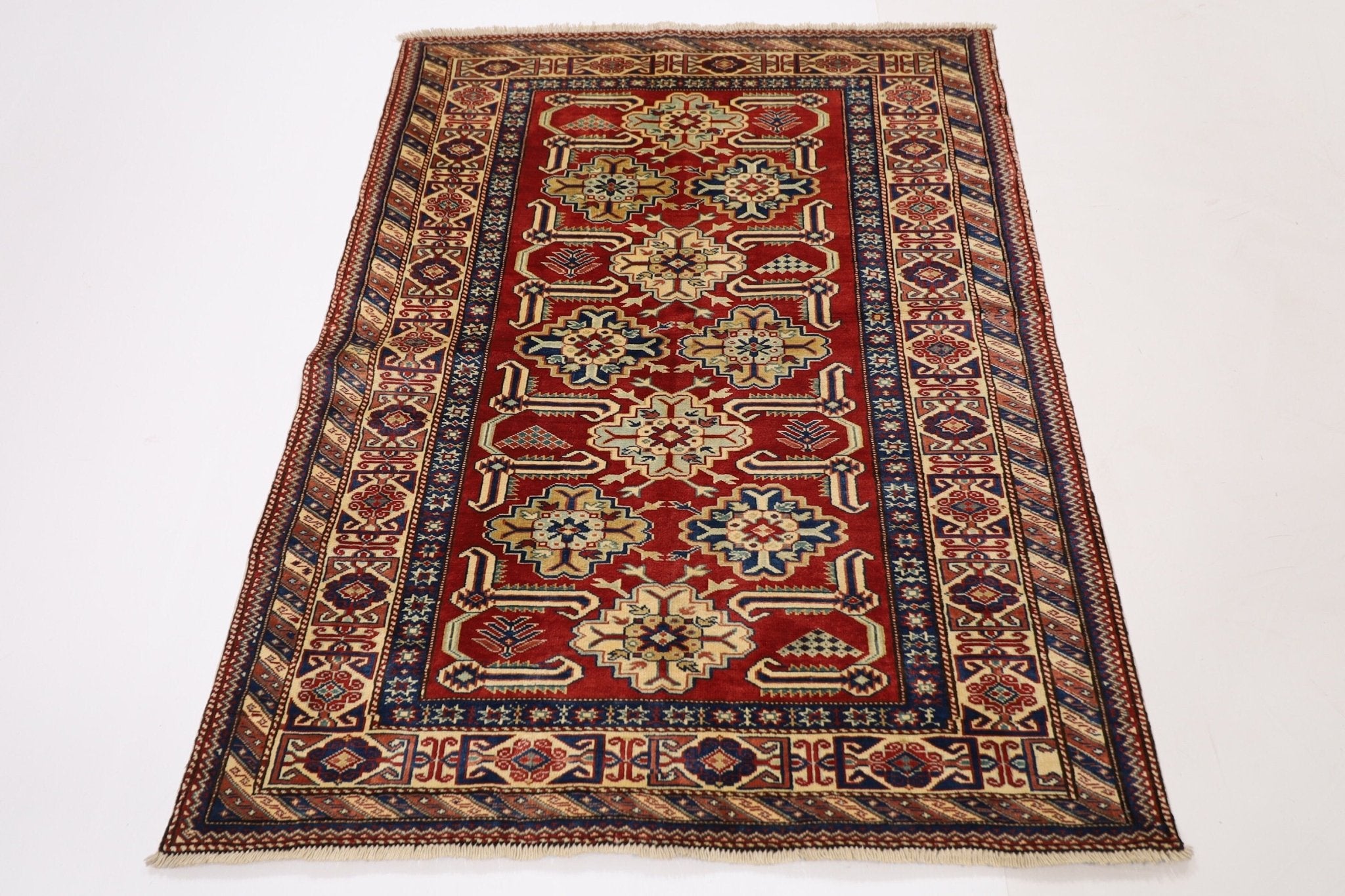 Kazak - 116 x 153 cm (3'10 x 5 ft) Hand Knotted Area Rug