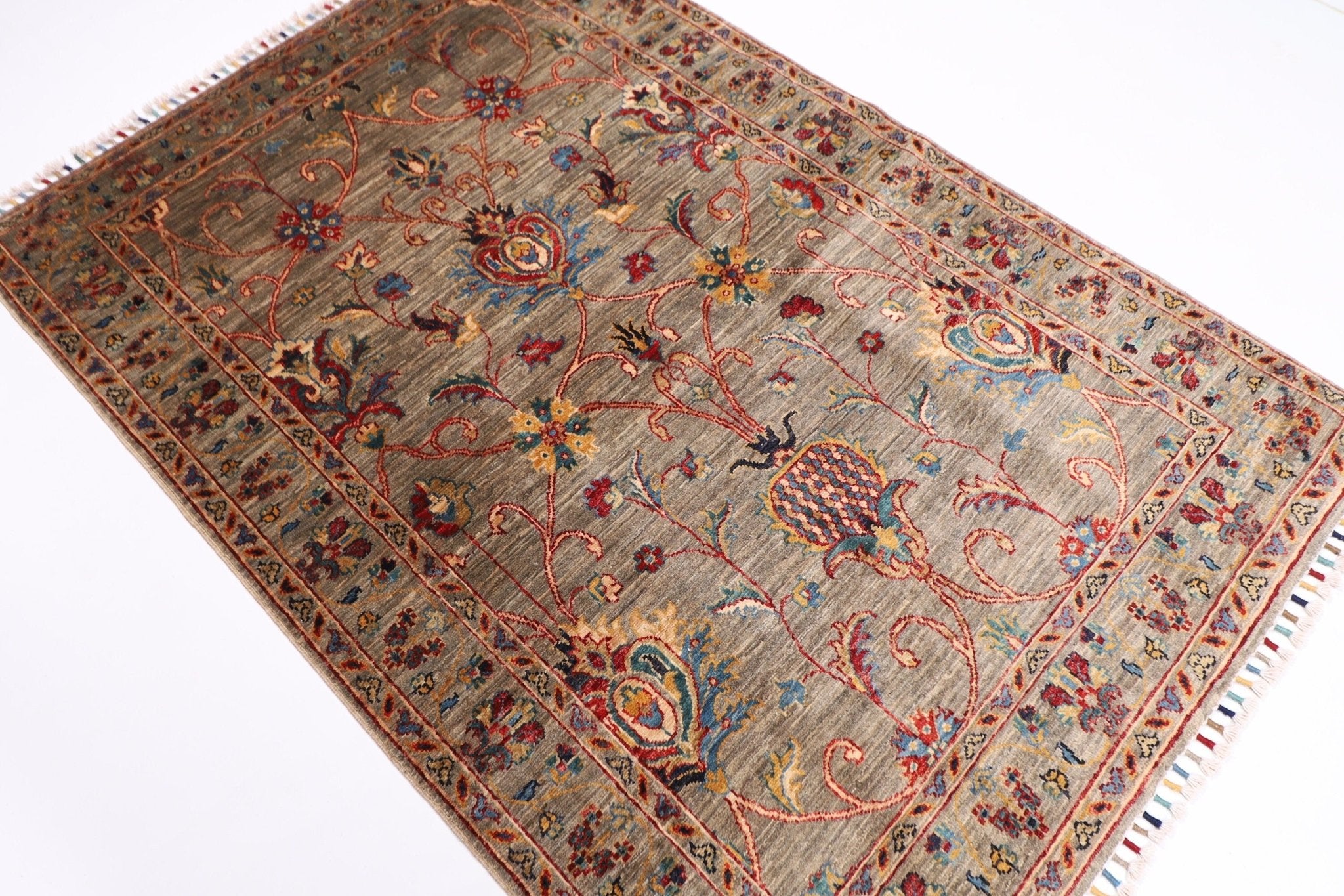 Kazak - 122 x 178 cm (4 x 5.10 ft) Hand Knotted Afghan Wool Rug