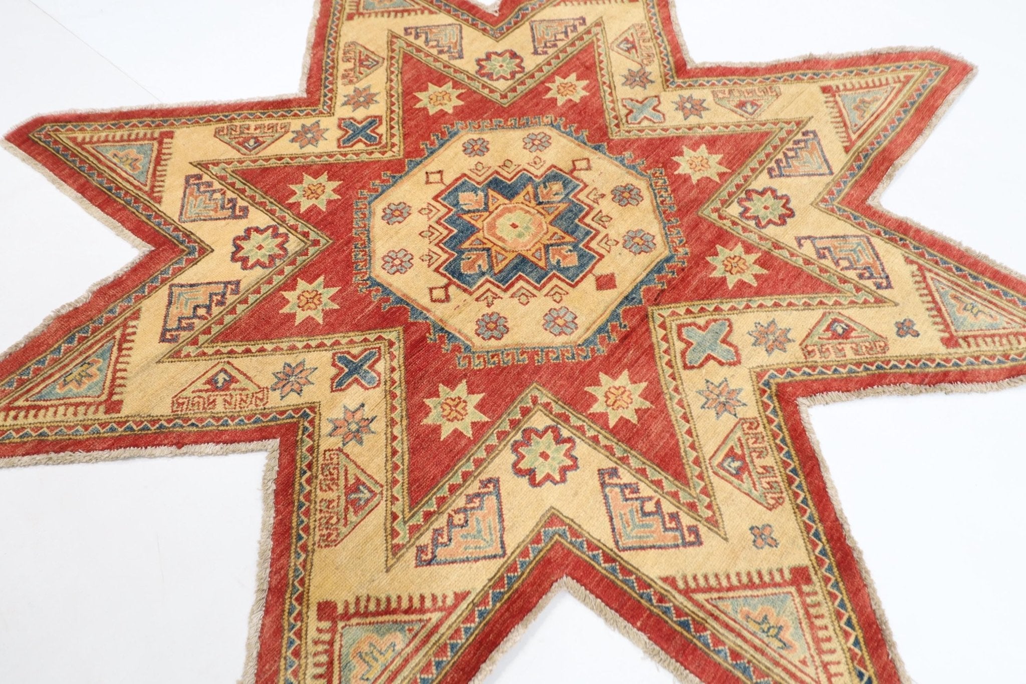 Kazak - 200 x 202 cm, 6.6 x 6.8 ft Hand Knotted Tribal Rug for Home and Office Decor