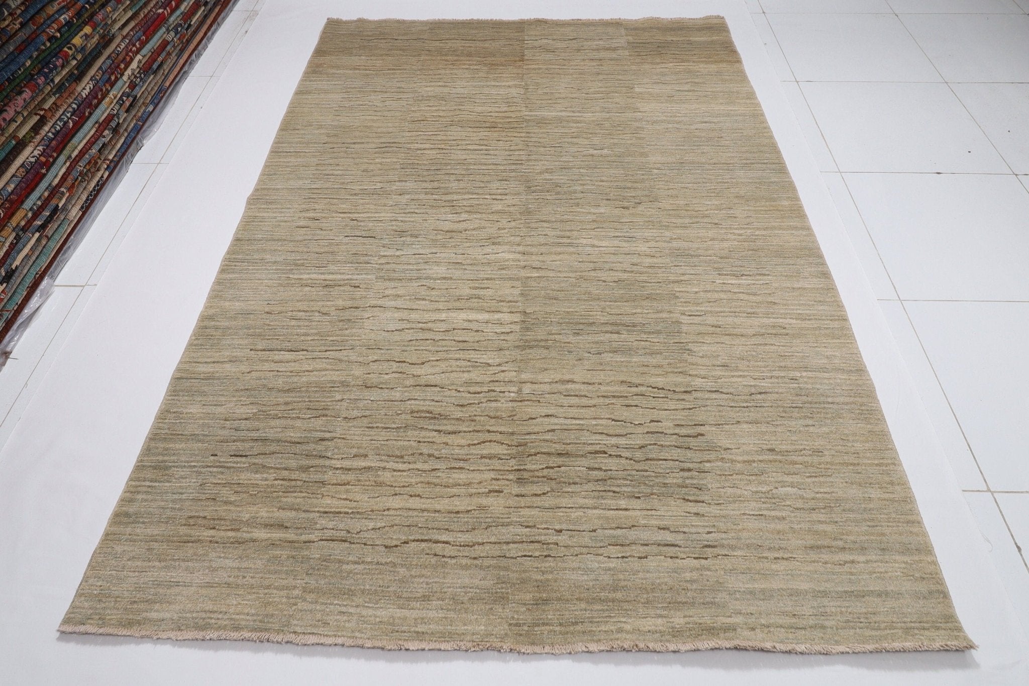 Kazak - 6'1"x8'10" ft (185x268 cm) Beige Hand-Knotted Area Rug