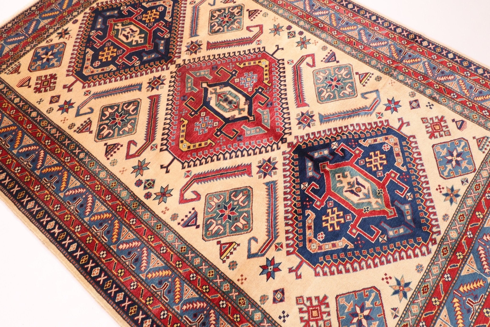 Kazak Area Rug - 178 x 250 cm (5'10" x 8'3") | Hand Knotted Tribal Design for Home Decor