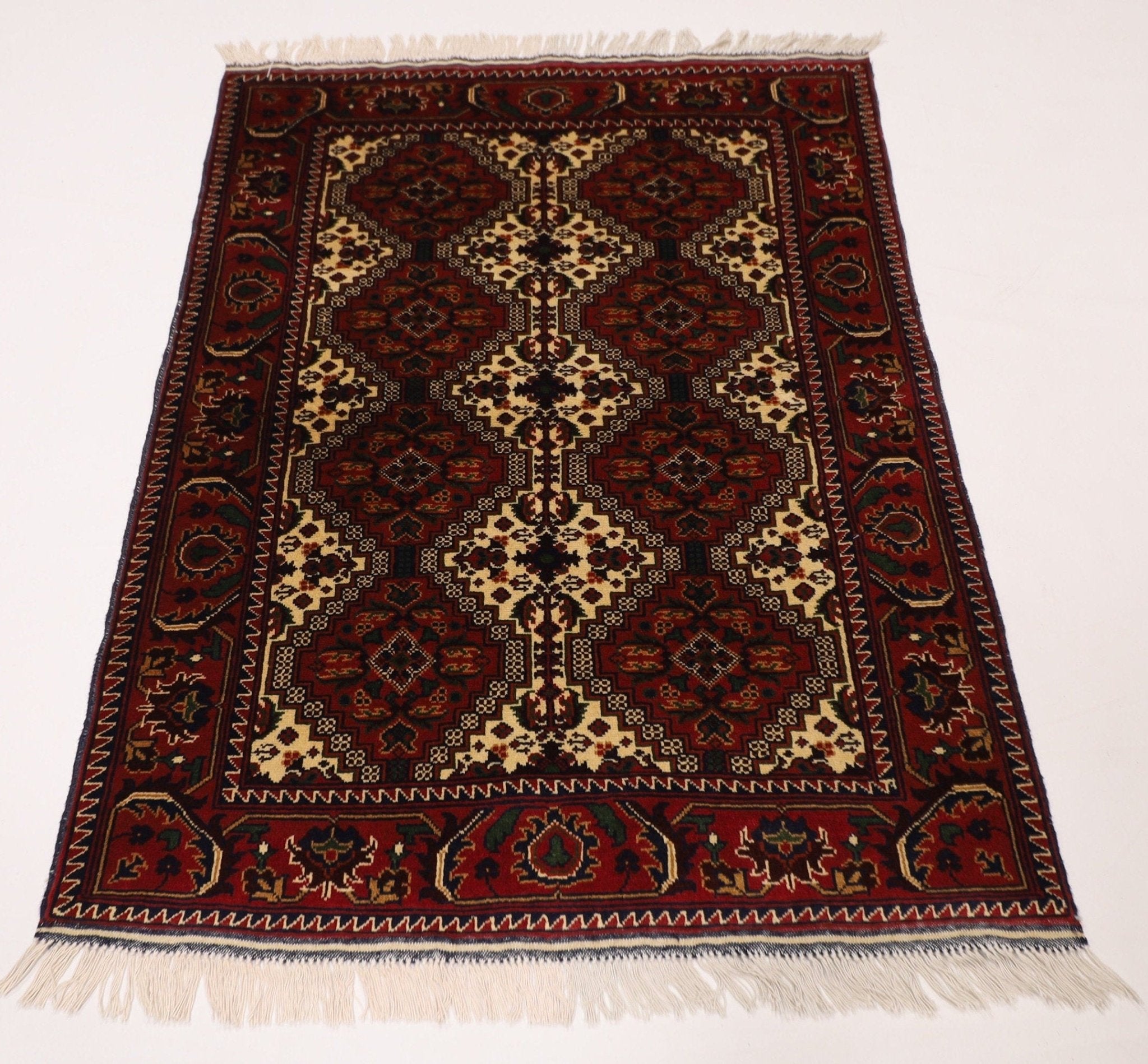 Kazak Area Rug - 3'4" x 4'9" ft (102 x 144 cm)