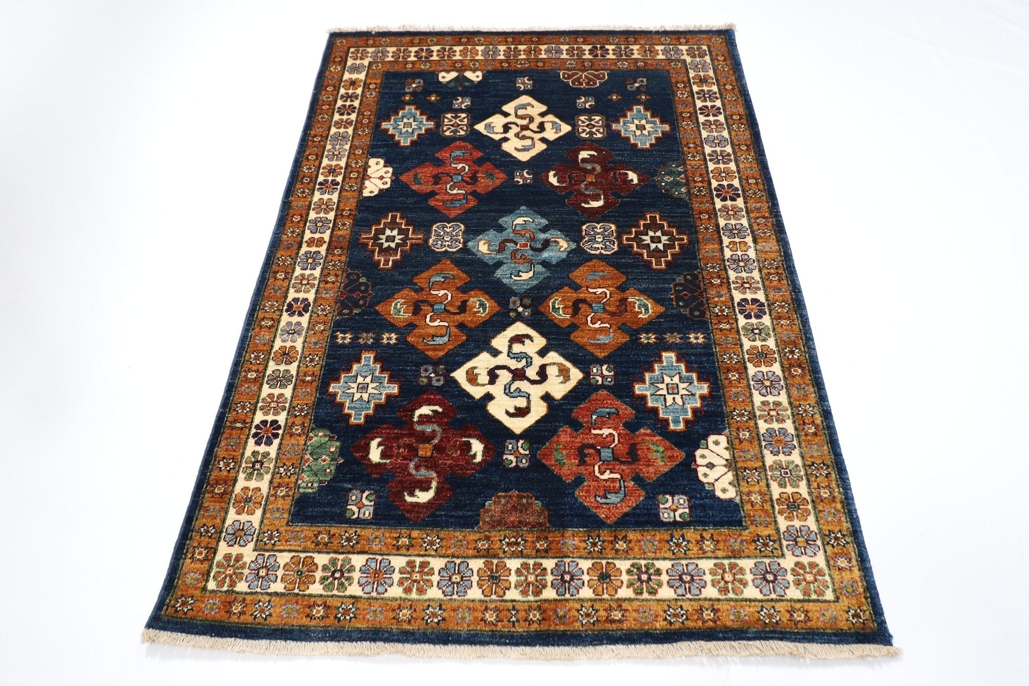 Kazak Rug - 122 x 178 cm (4 x 6 ft) Handcrafted Afghan Area Rug for Living Spaces