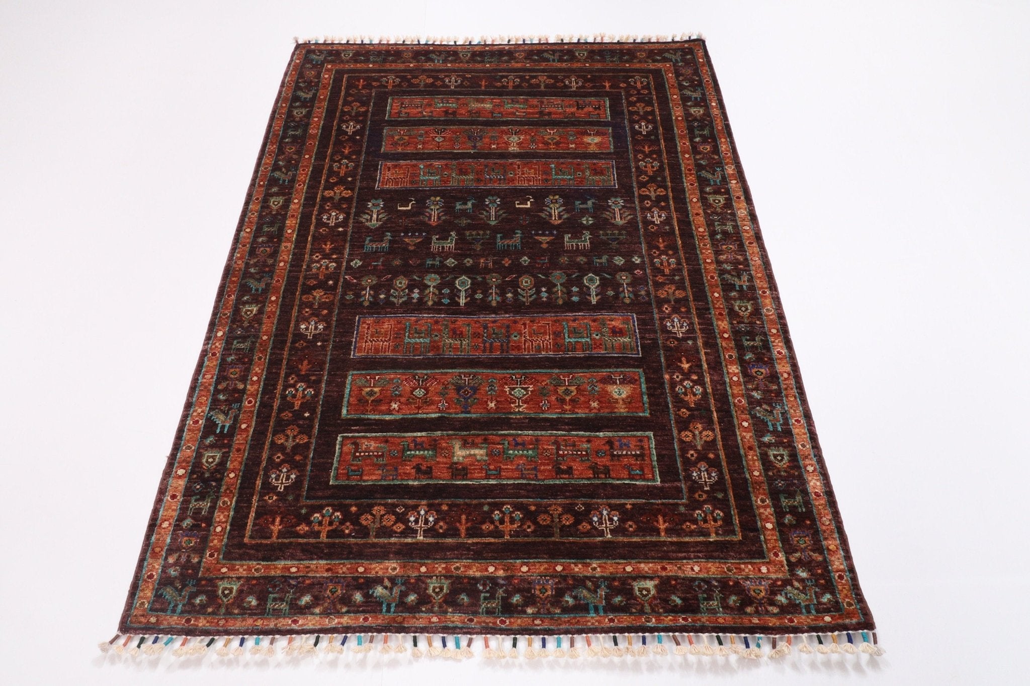 Kazak Rug - 131 x 180 cm, 4.4 x 5.11 ft