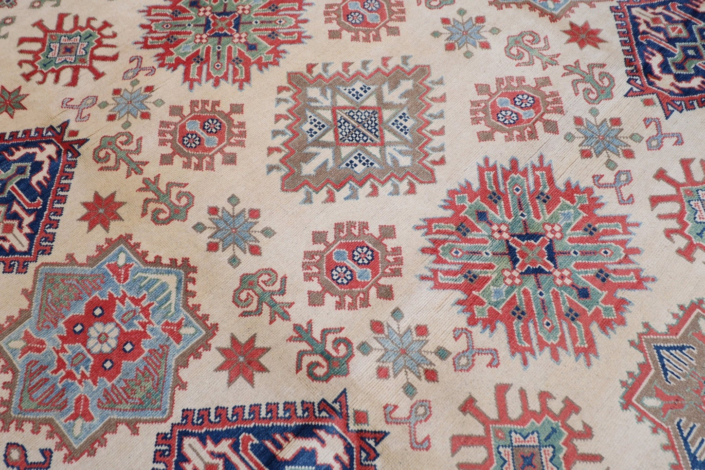 Kazak Tribal Hand Knotted Rug - 266 x 366 cm