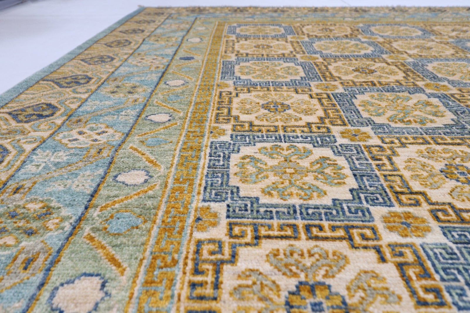 Khotan Area Rug - 269 x 364 cm (8.11 x 12 ft)