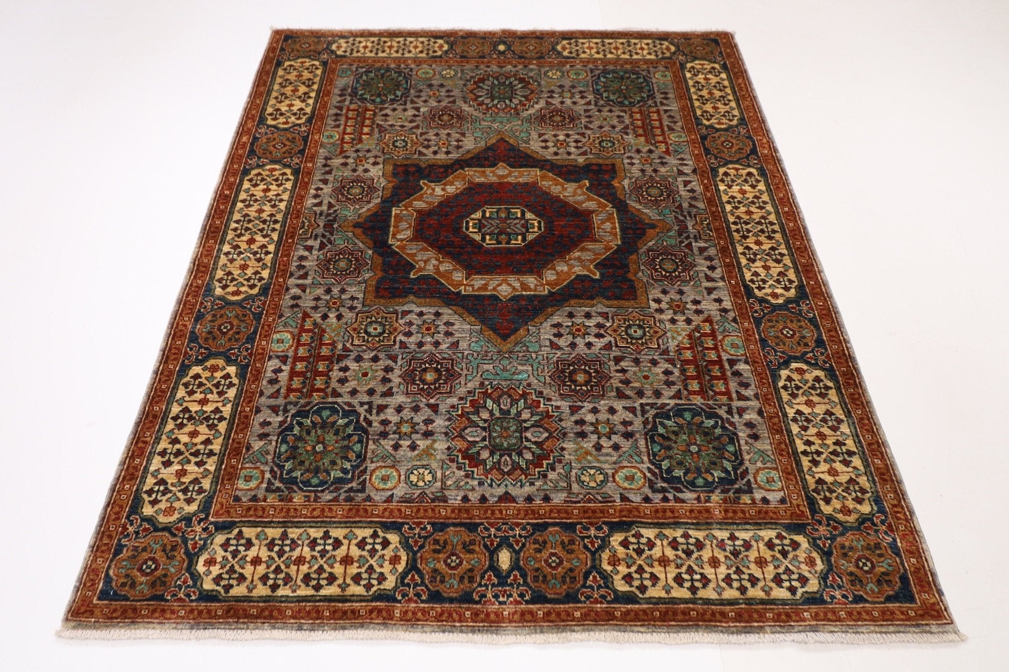 Mamluk Rug - 153 x 201 cm, 5 x 6.8 ft